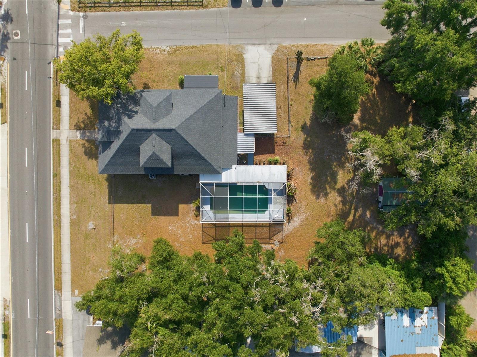 DEVANE & THOMAS - Residential