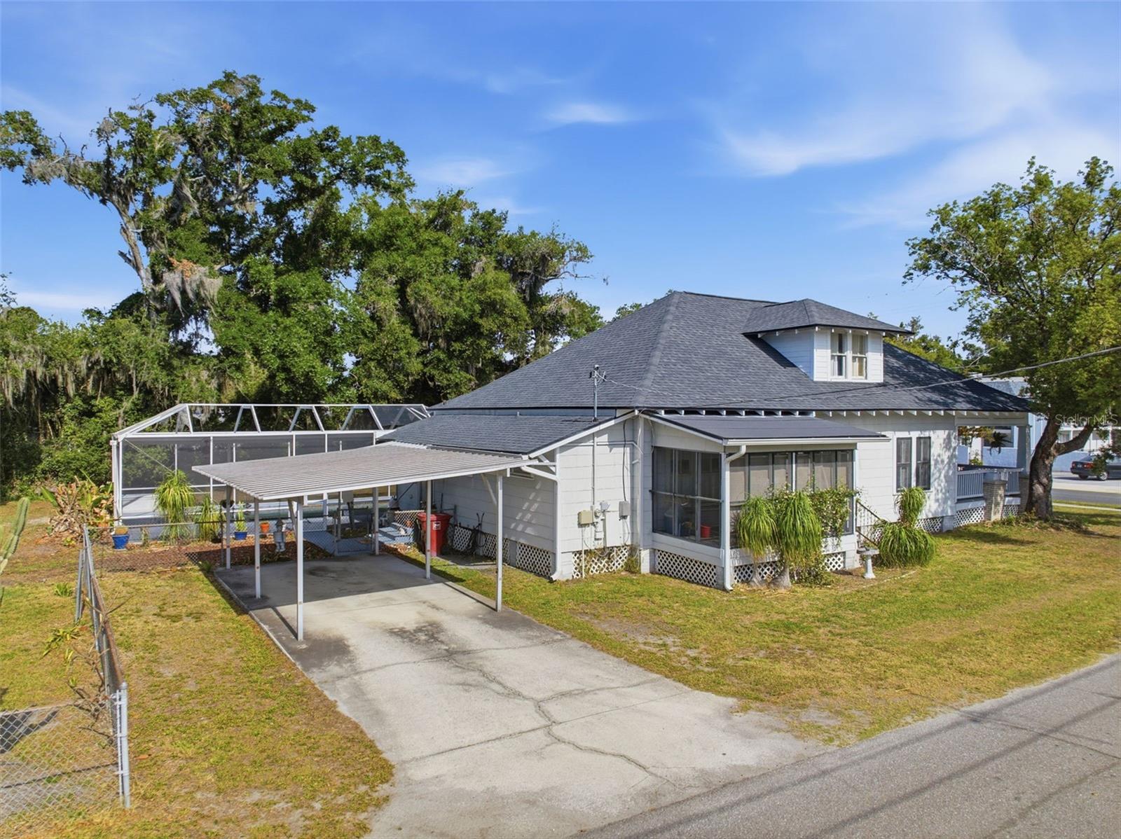 DEVANE & THOMAS - Residential