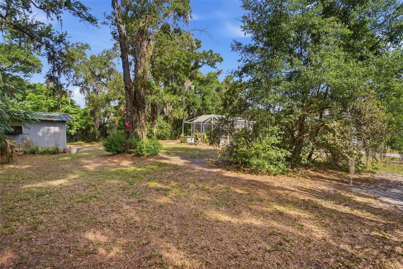 DEVANE & THOMAS - Residential