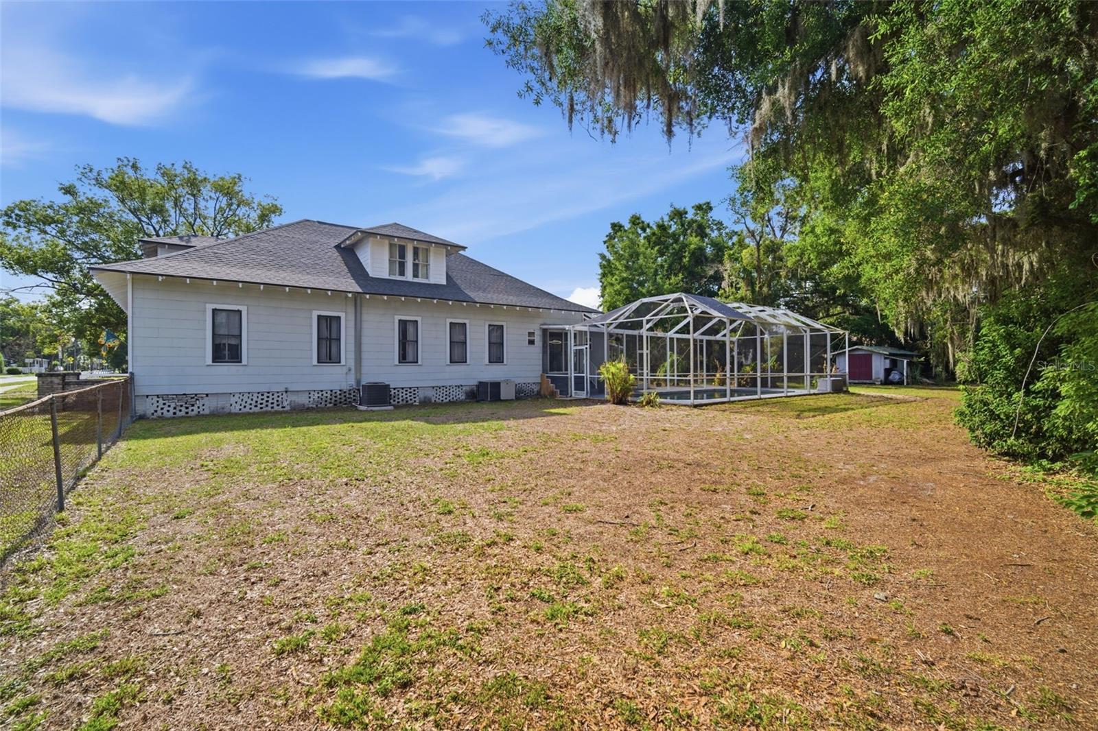 DEVANE & THOMAS - Residential