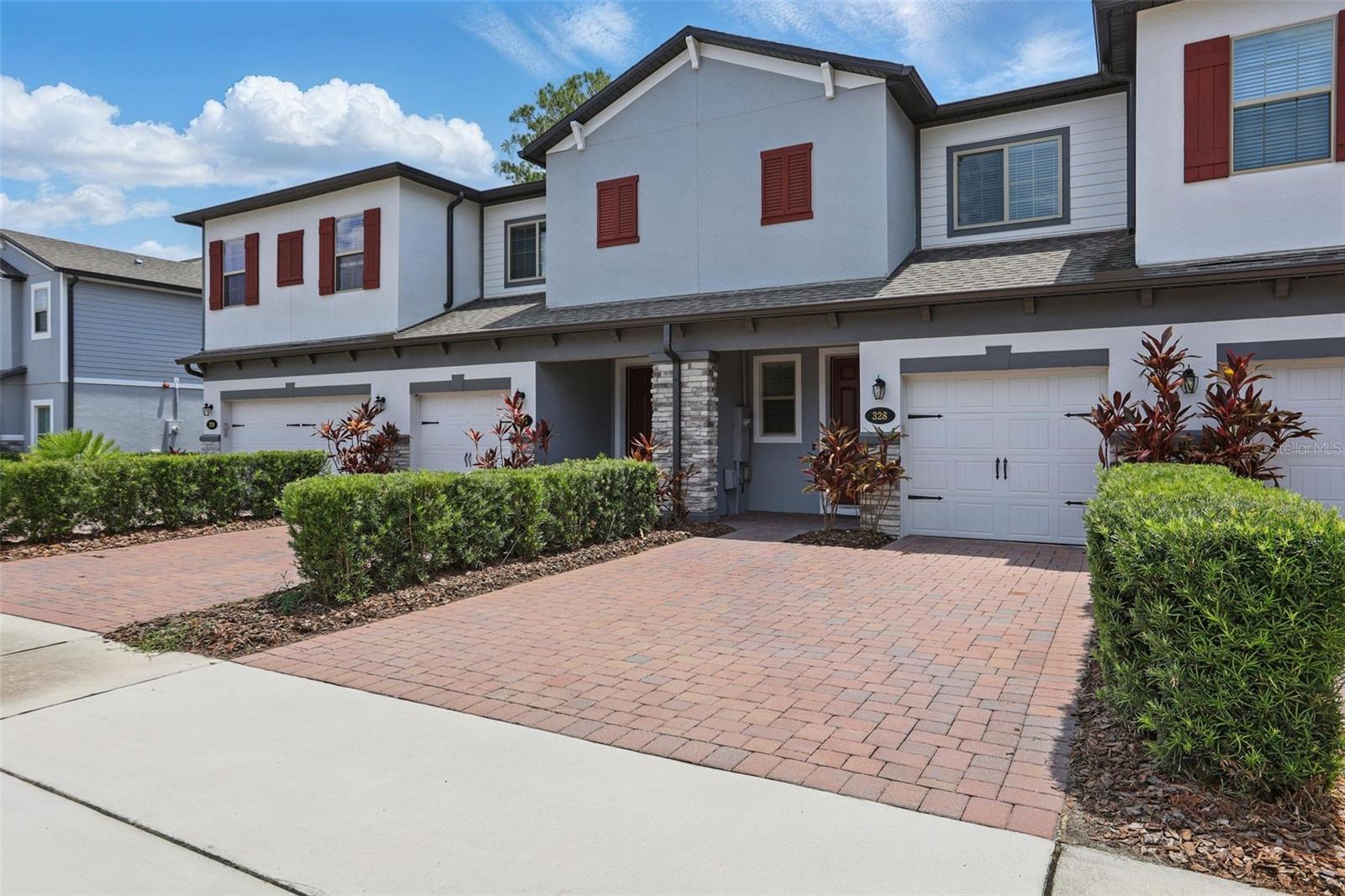 328 CEDAR BARK LANE