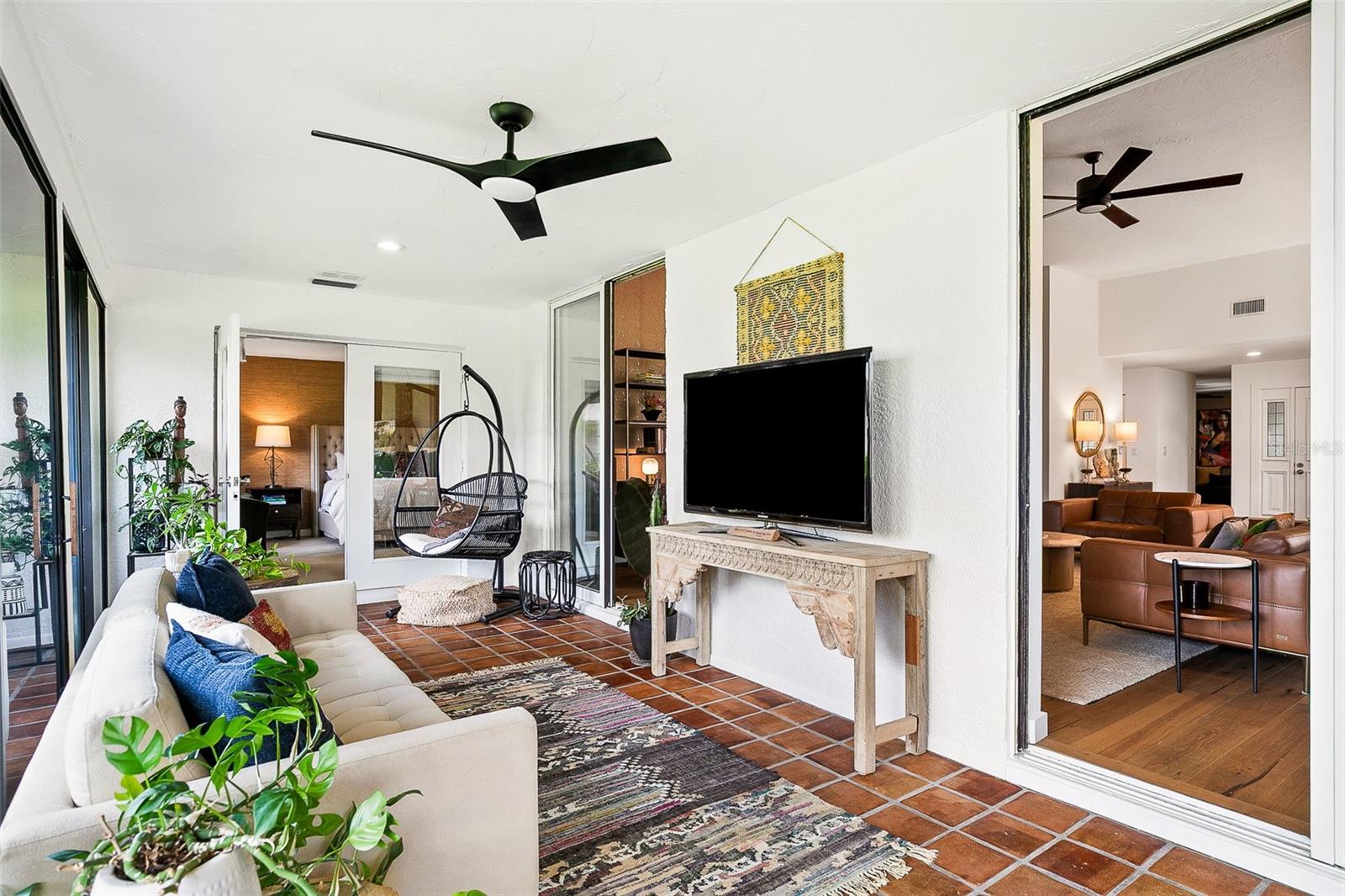 PIPERS WAITE - Residential
