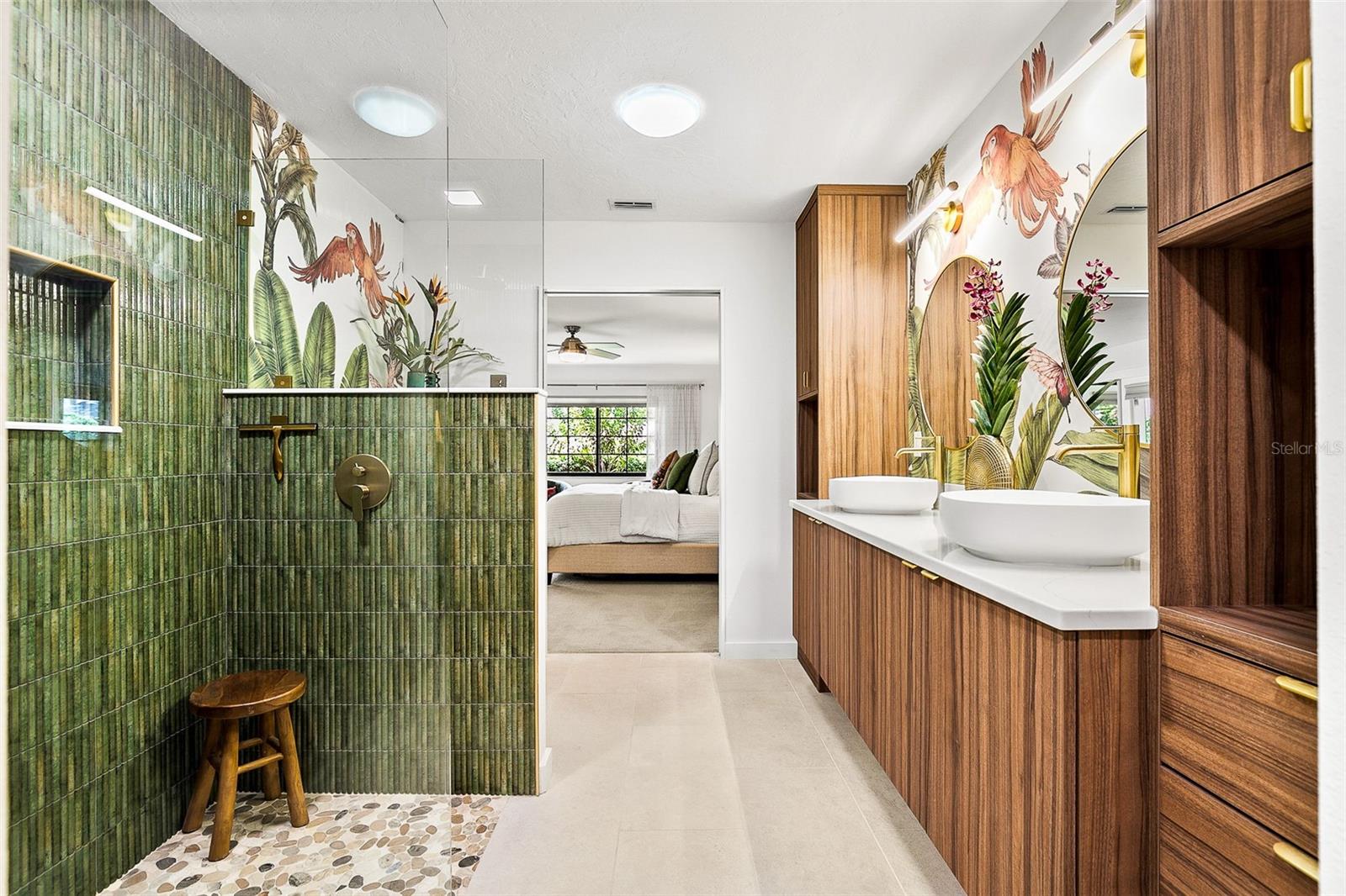 PIPERS WAITE - Residential