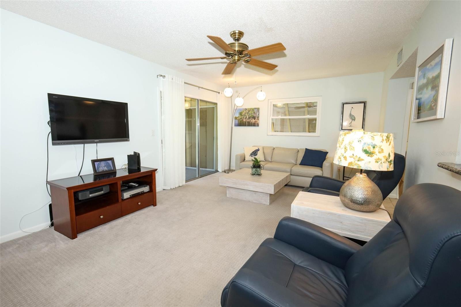 120 HIBISCUS WOODS 15B