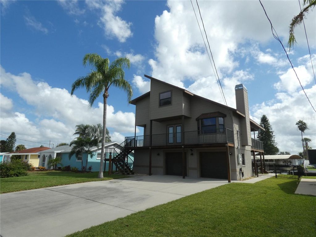 Photo of 13422 Susan Drive, Hudson, FL 34667 (MLS # W7879655)