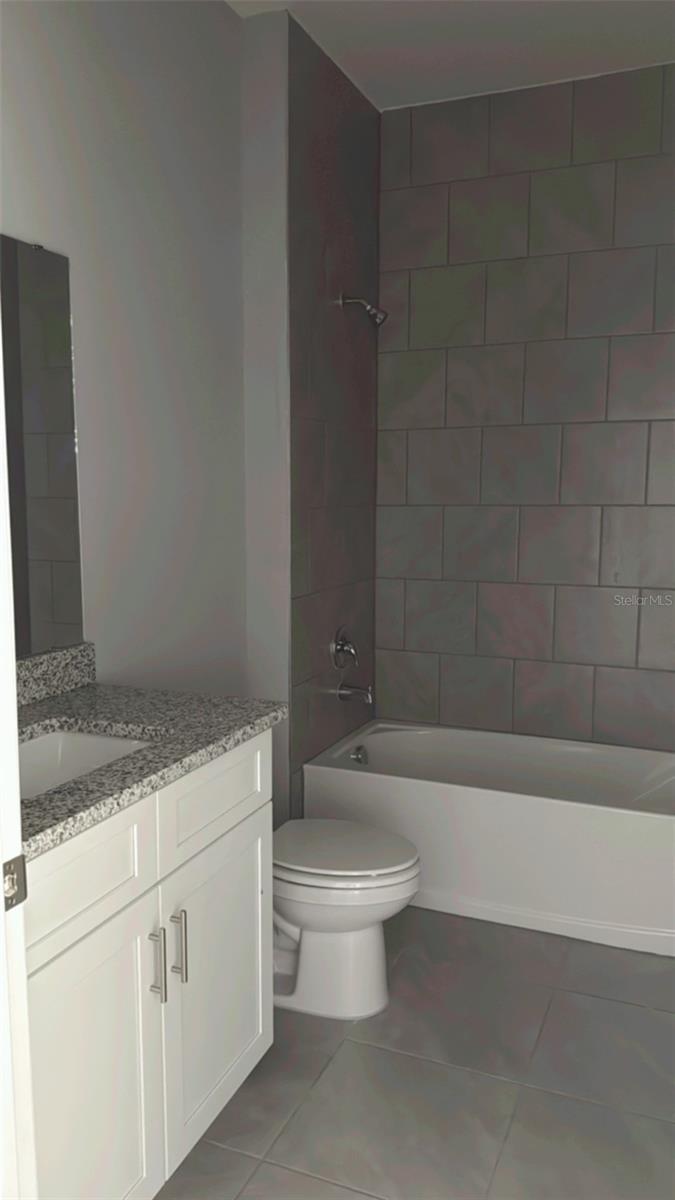 TUSCANY PRESERVE PHASE 3 PB 150 PG 15-18 LOT 305 - Residential Lease