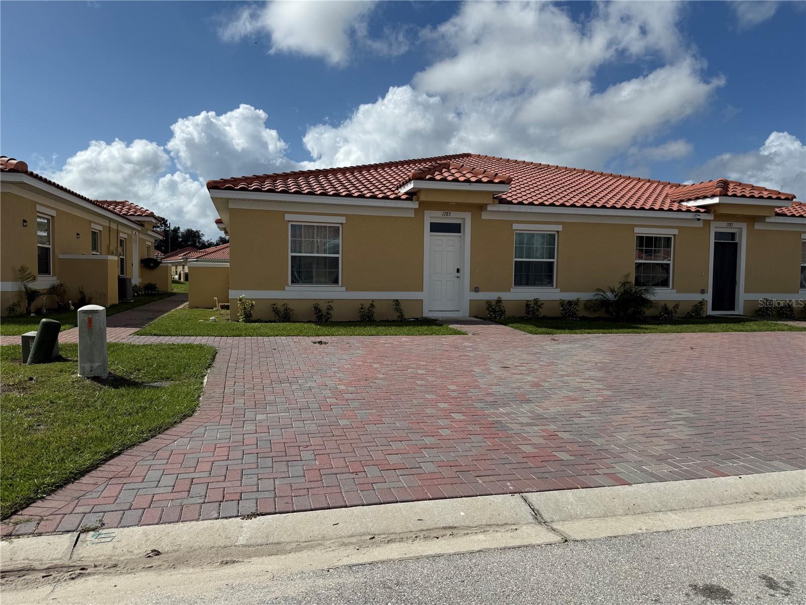 TUSCANY PRESERVE PHASE 3 PB 150 PG 15-18 LOT 305 - Residential Lease