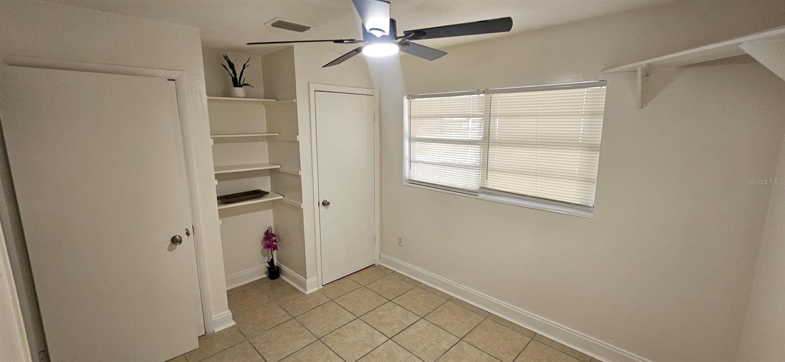 332 OLEANDER WAY