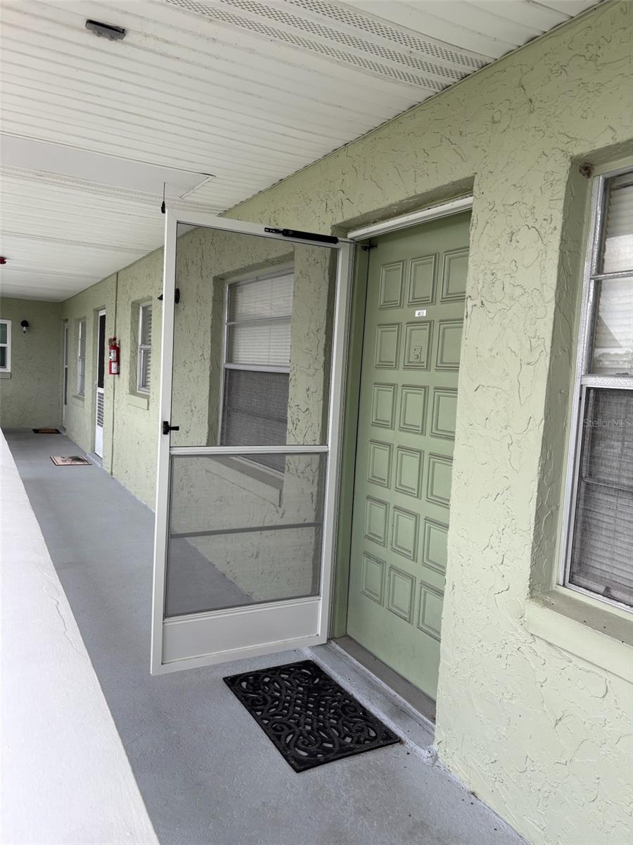 GREEN DOLPHIN PARK CONDO - Residential