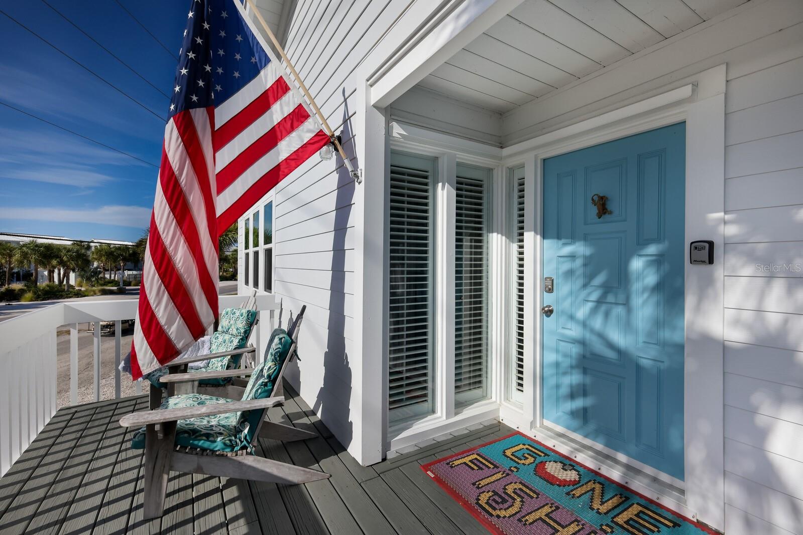 GOLDEN BEACH - Residential