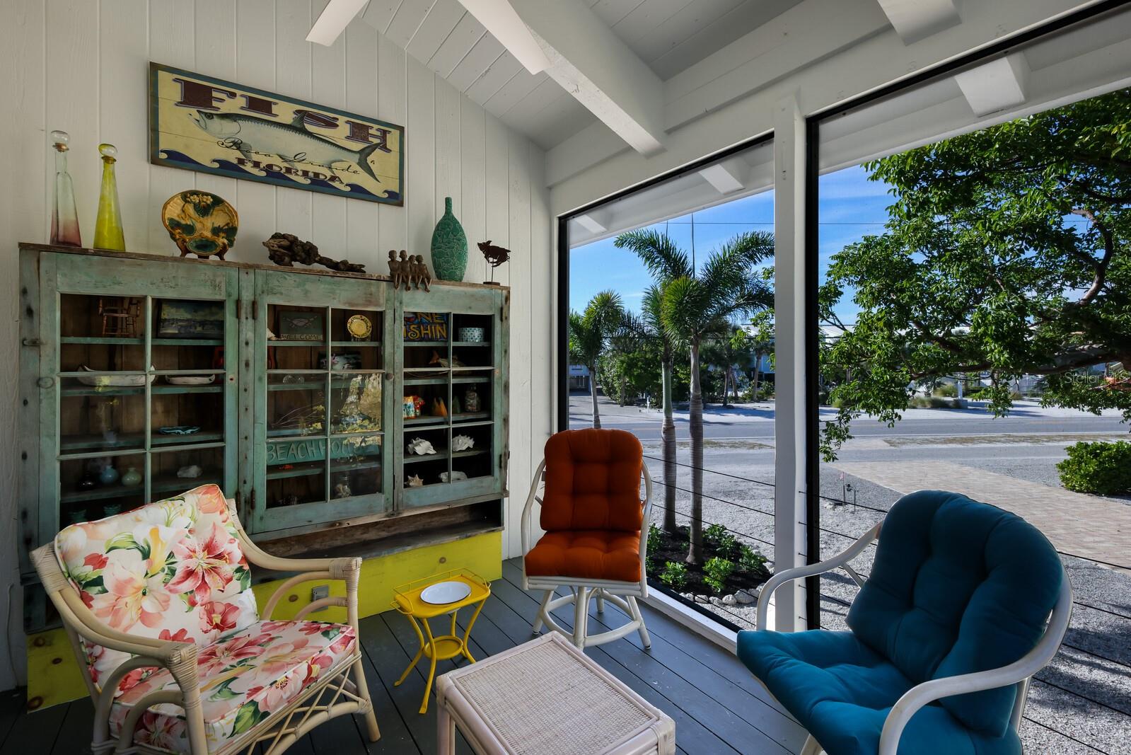 GOLDEN BEACH - Residential