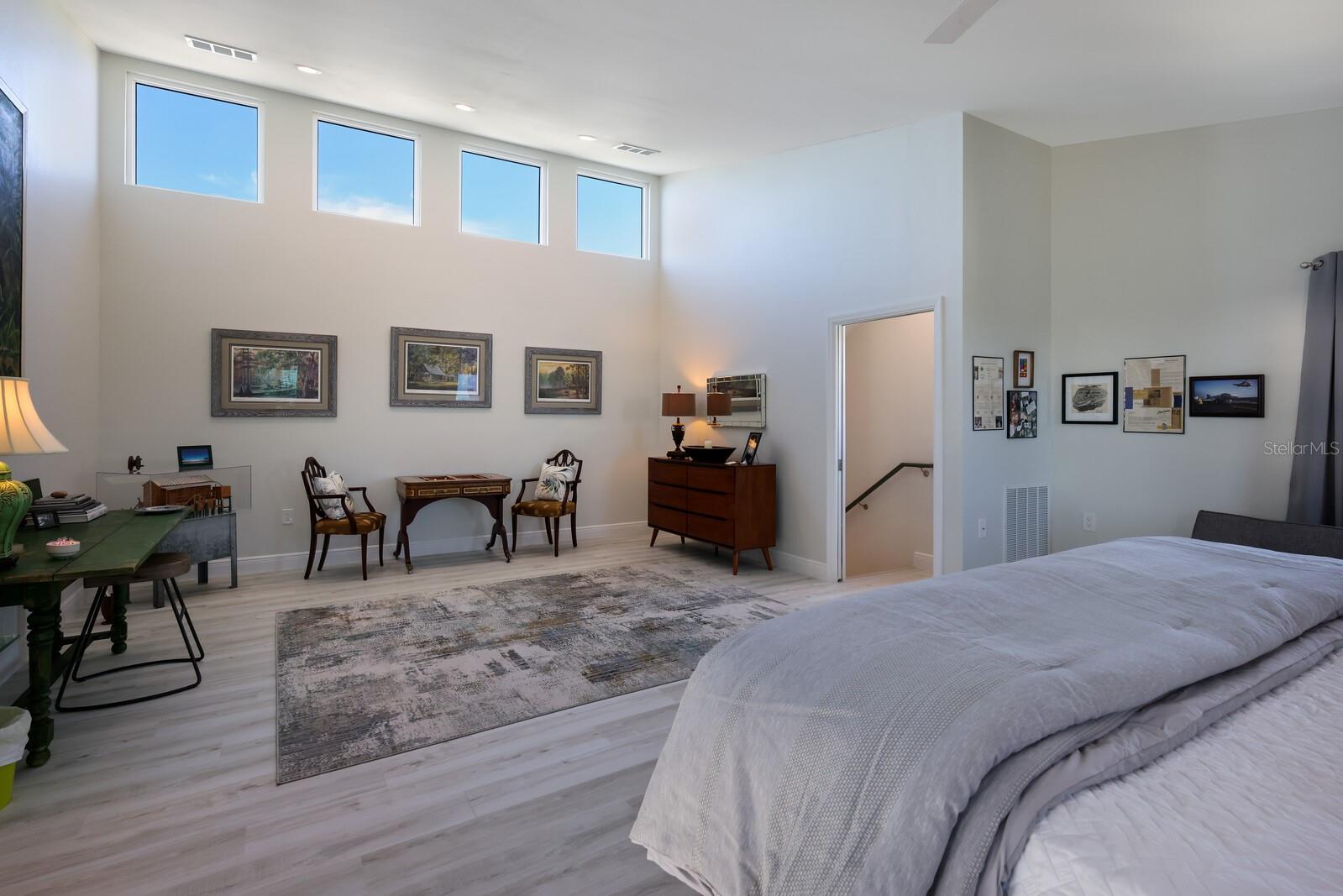 GOLDEN BEACH - Residential