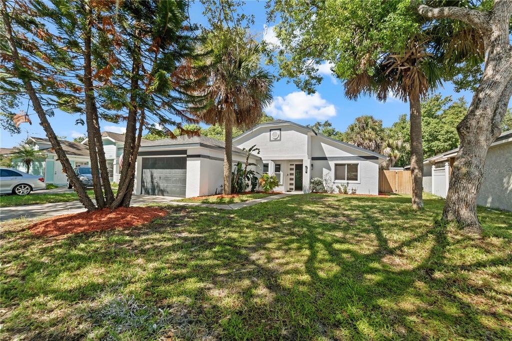 Photo of 12530 Wisconsin Woods Alley, Orlando, FL 32824 (MLS # S5157248)