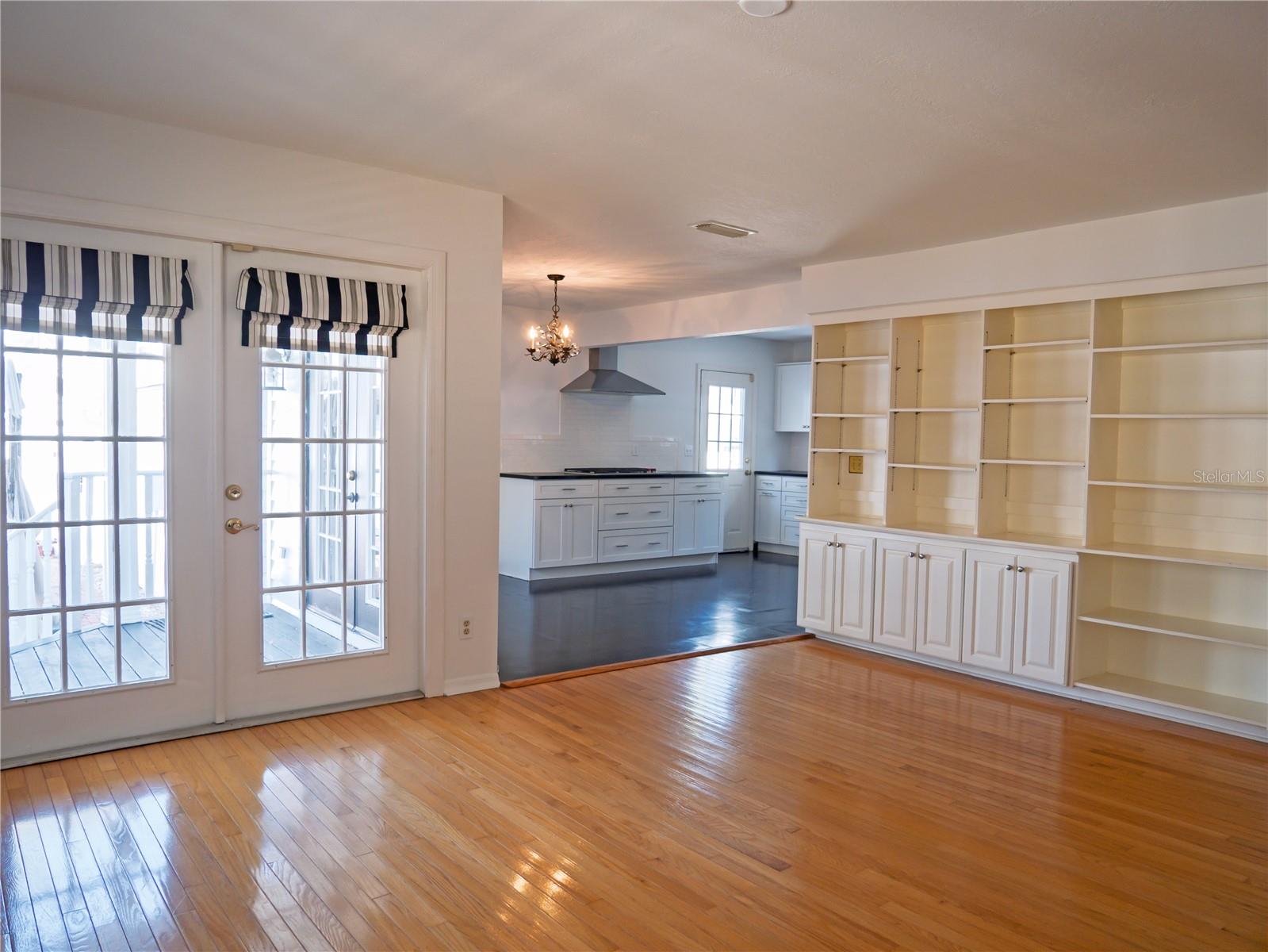 M & J SUB - Residential