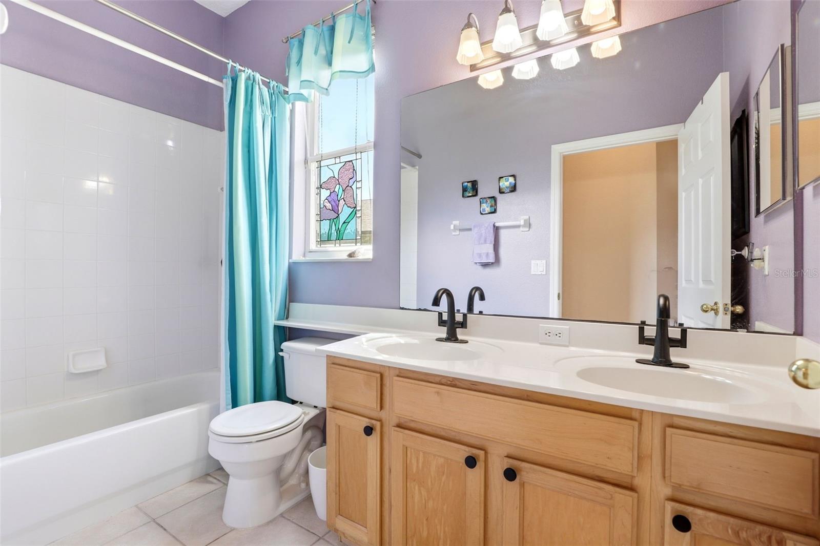 WOODBRIDGE LAKES UNIT 2B - Residential