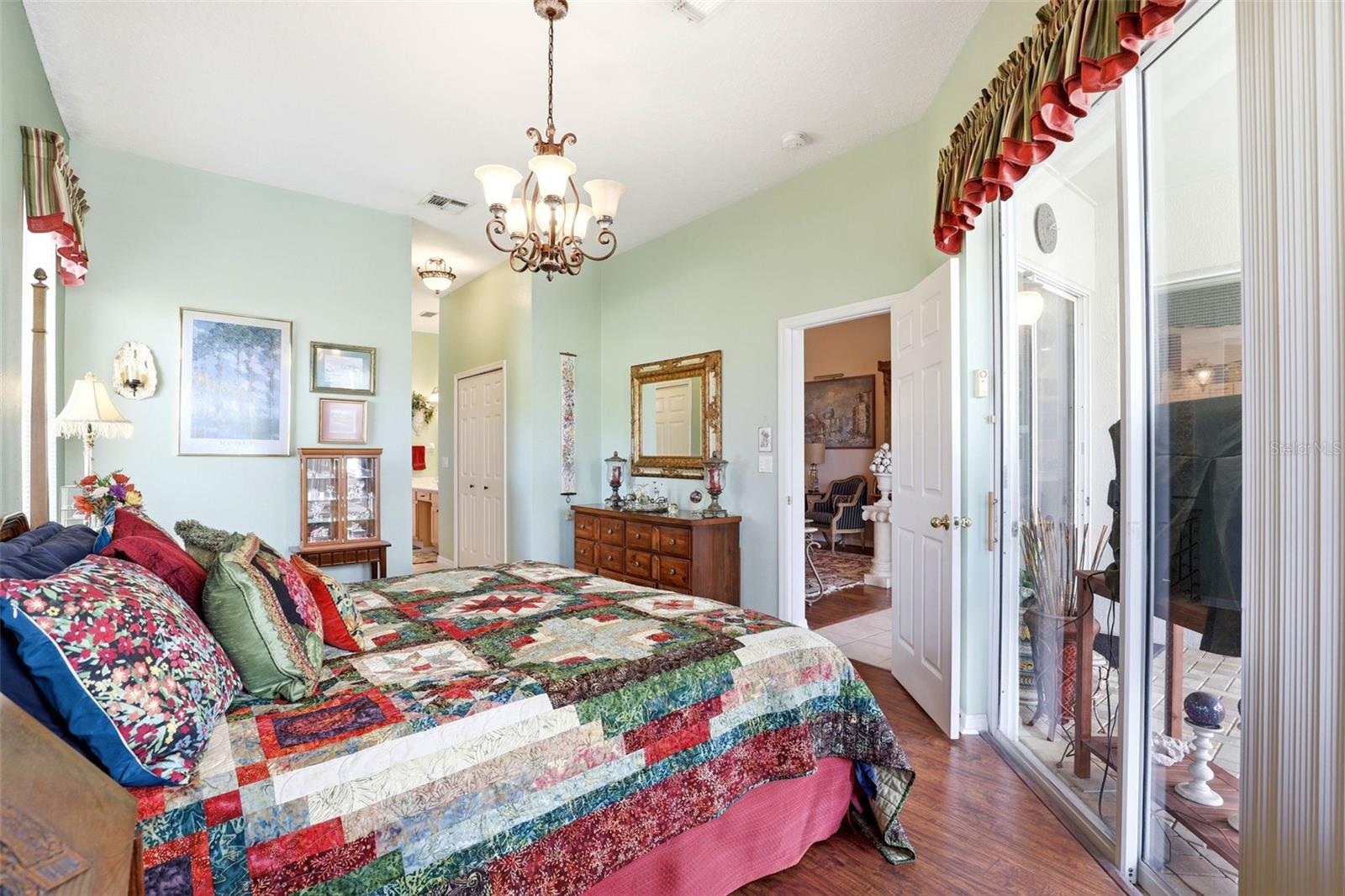 WOODBRIDGE LAKES UNIT 2B - Residential