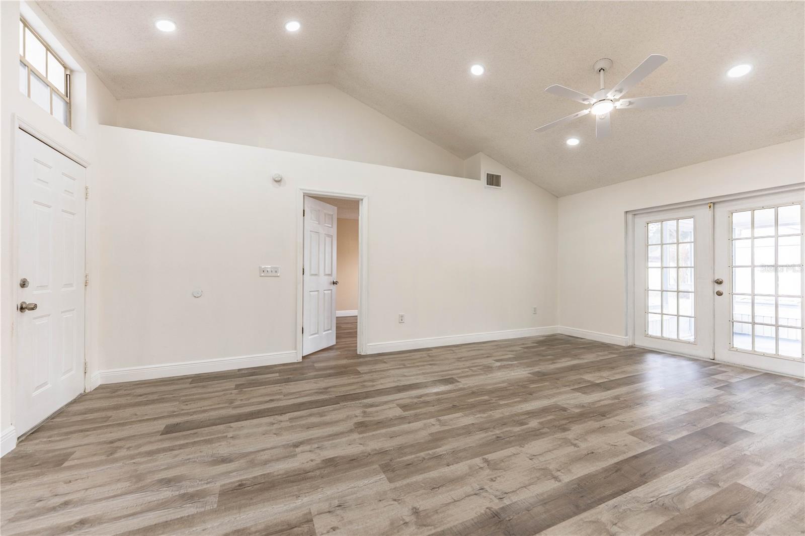 VINEYARD - Residential