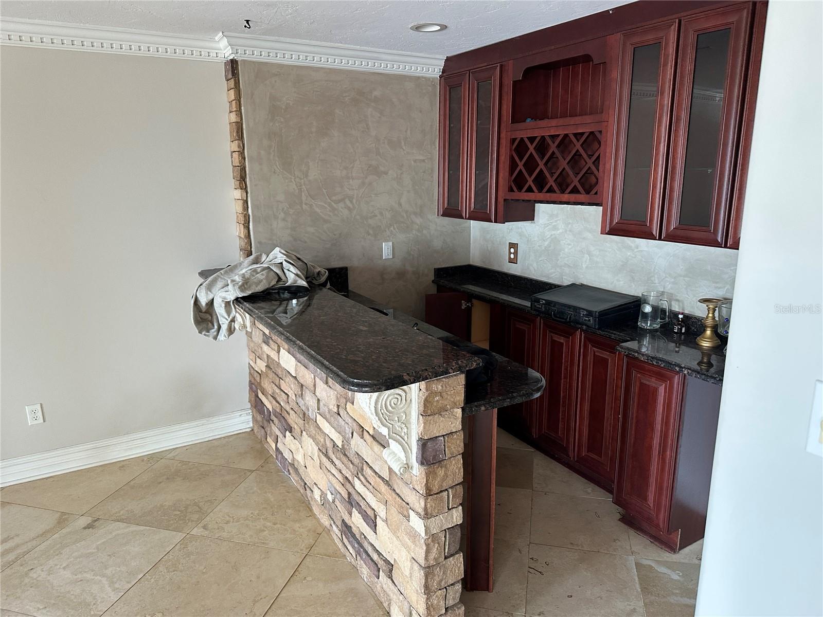 CORONADO SHORES - Residential