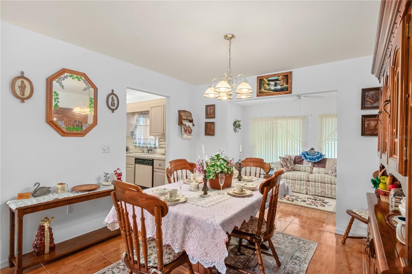 SPRUCE CREEK PRESERVE 8351 - Residential