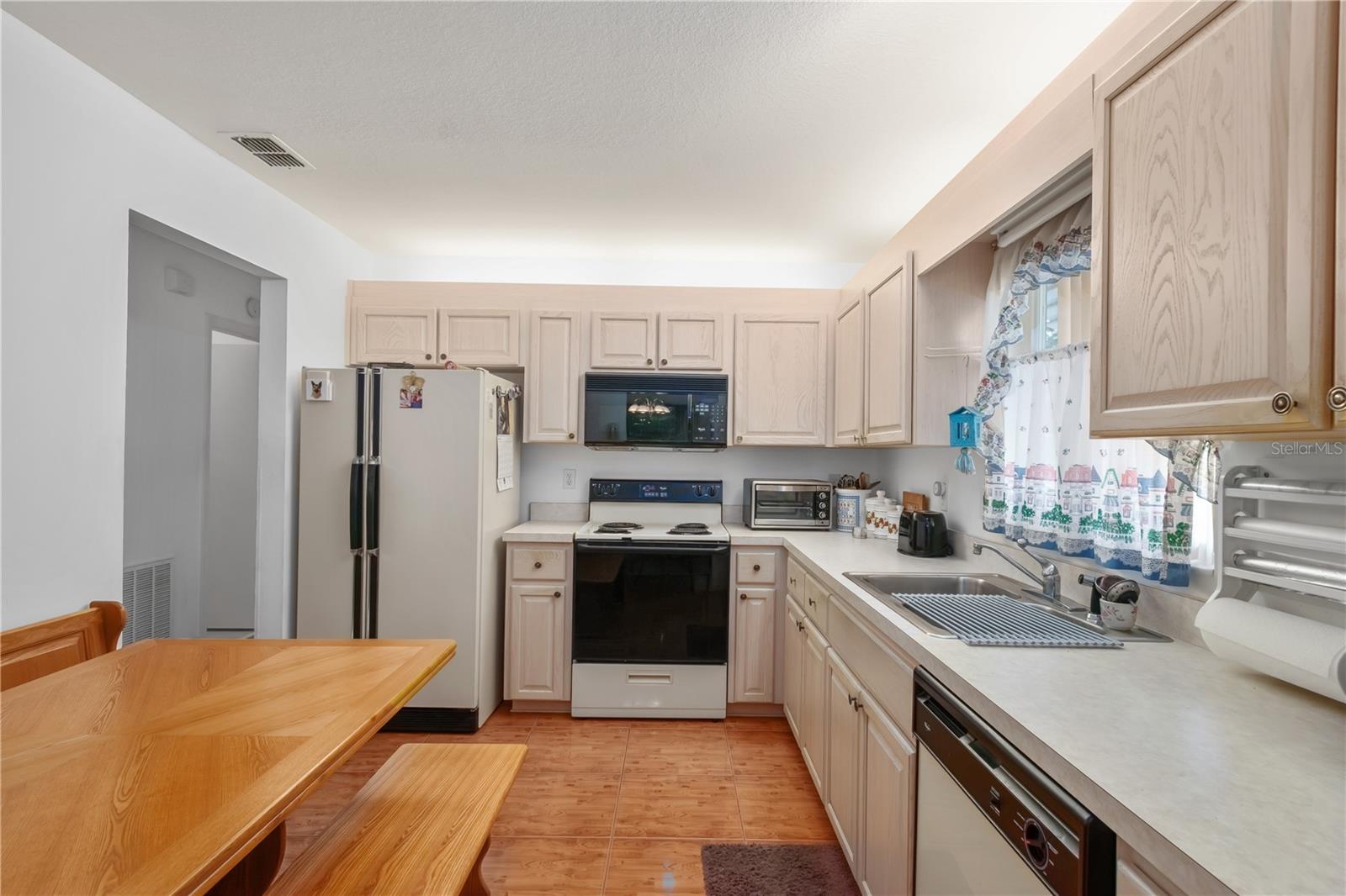 SPRUCE CREEK PRESERVE 8351 - Residential