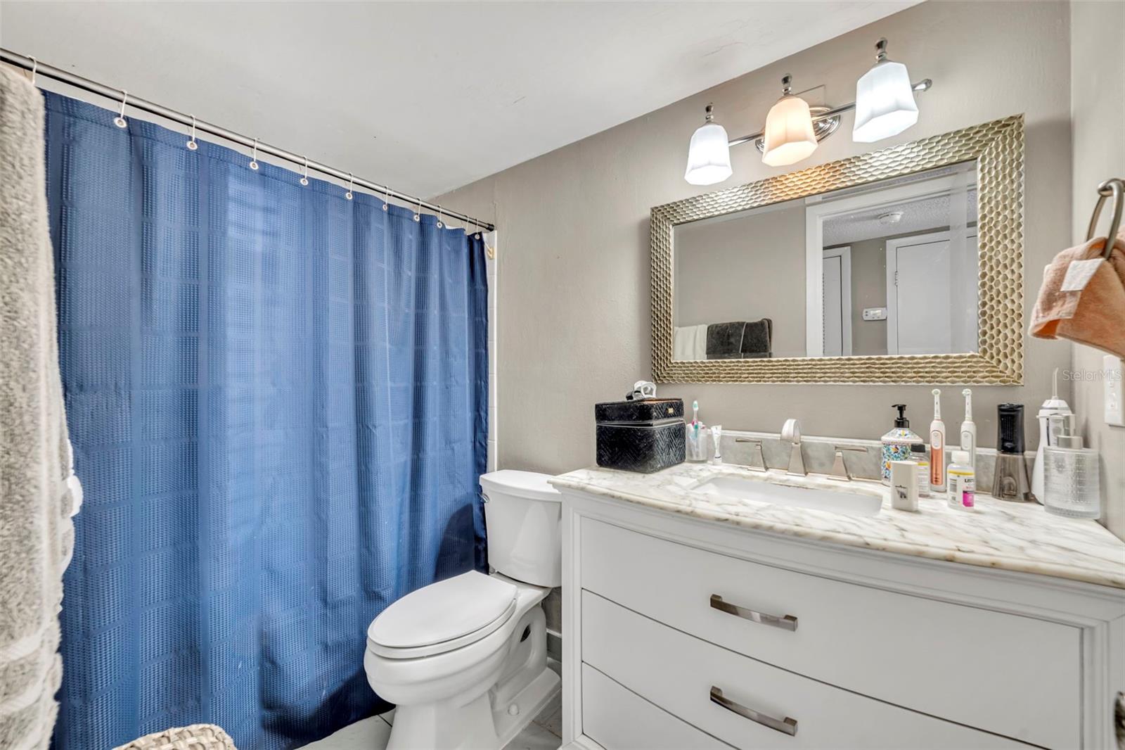 FOUR SEASONS CONDO - Residential