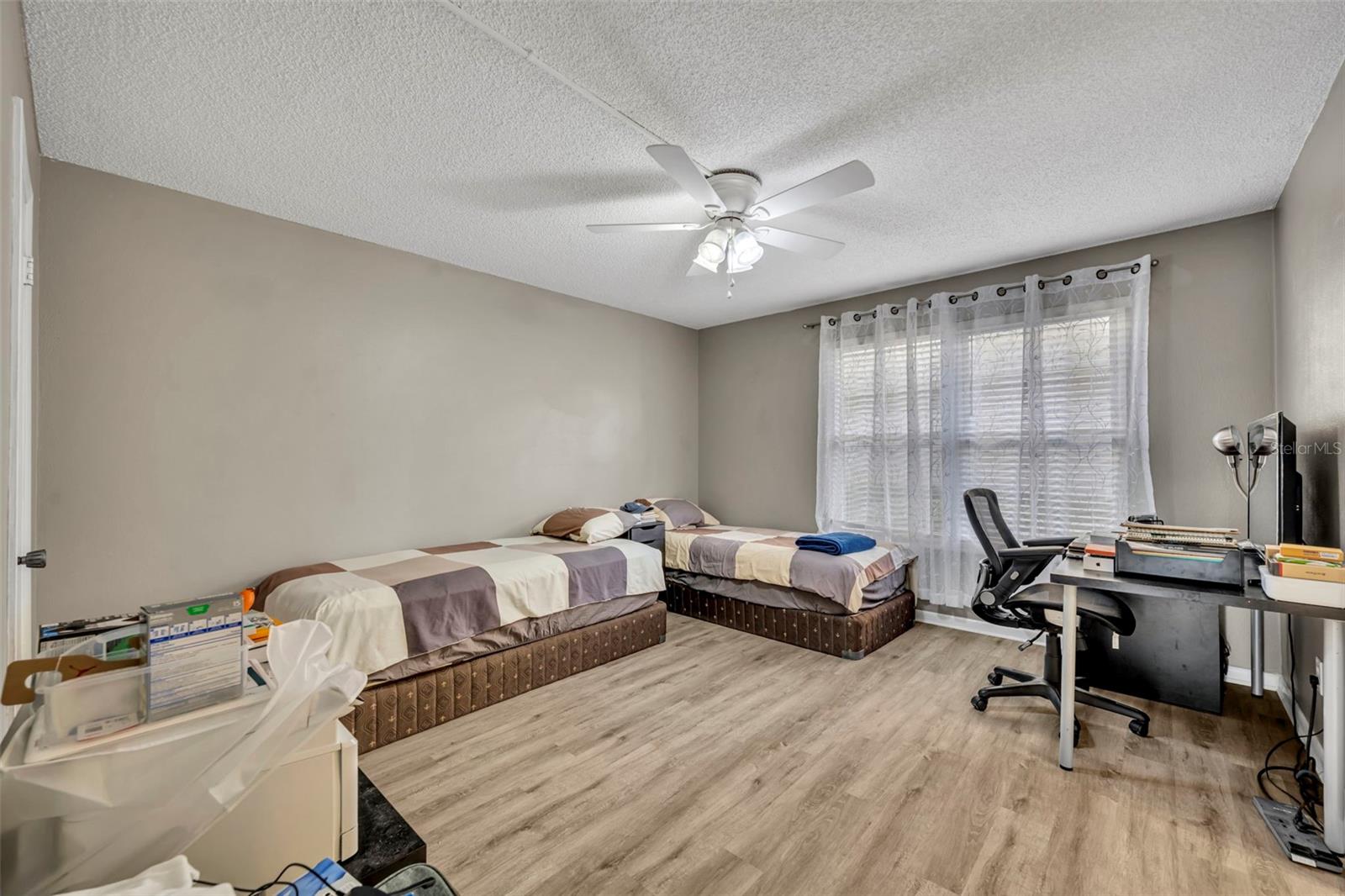 FOUR SEASONS CONDO - Residential