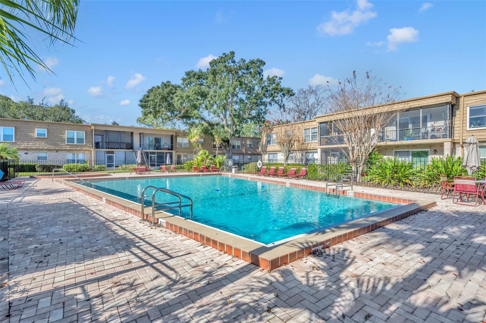 FOUR SEASONS CONDO - Residential