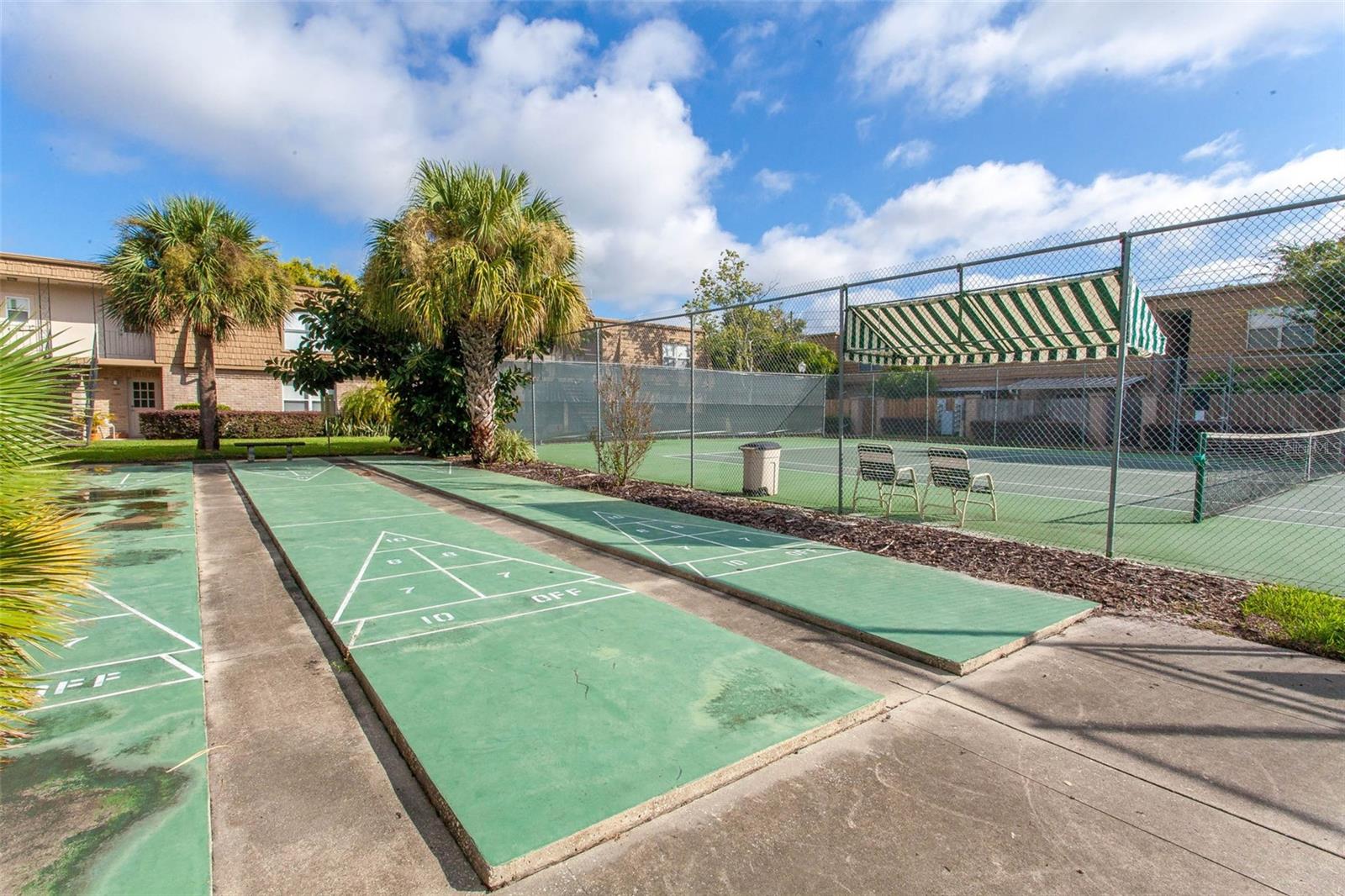 FOUR SEASONS CONDO - Residential