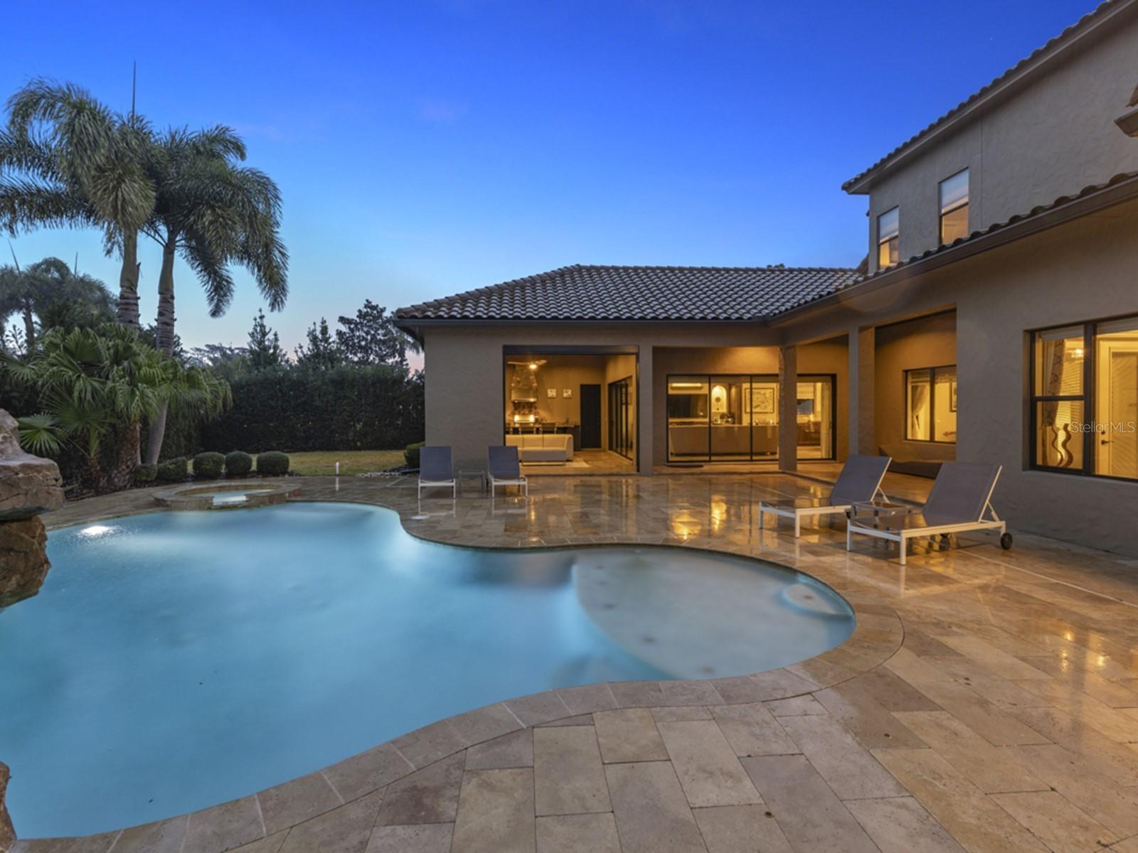 WATERSTONE - Residential