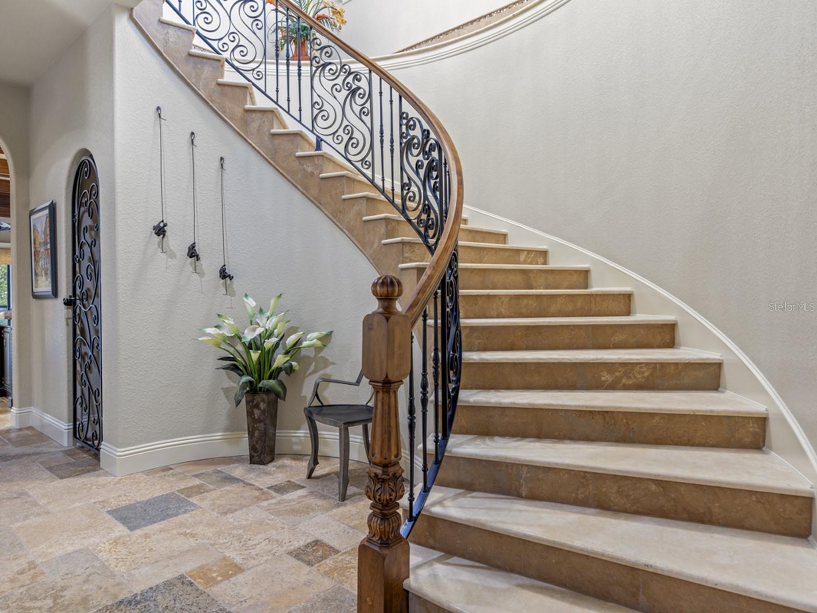 WATERSTONE - Residential