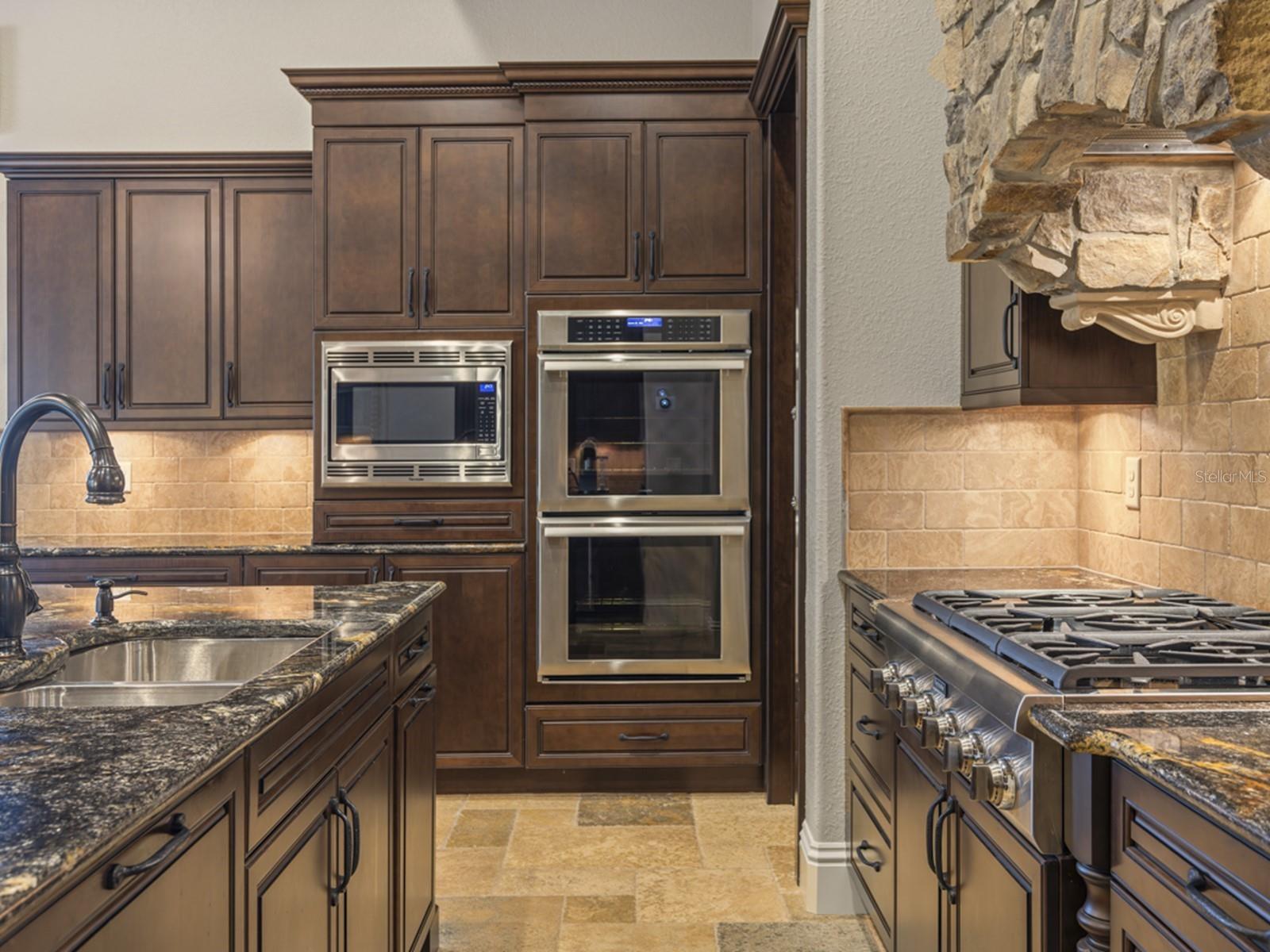 WATERSTONE - Residential