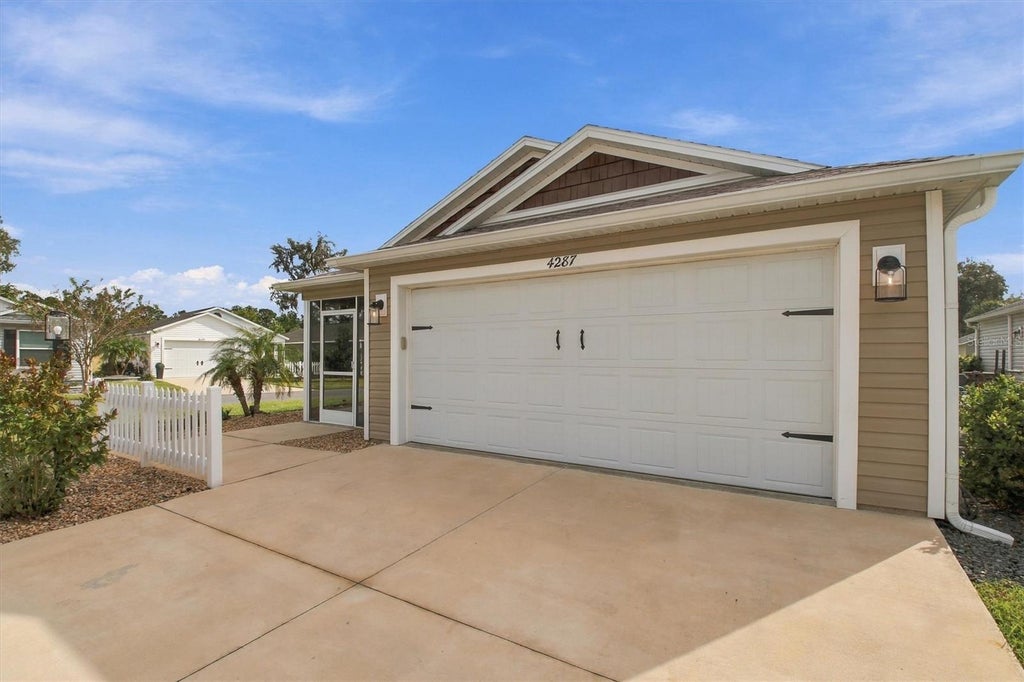 Photo of 4287 Fredda Terrace, The Villages, FL 32163 (MLS # G5119516)