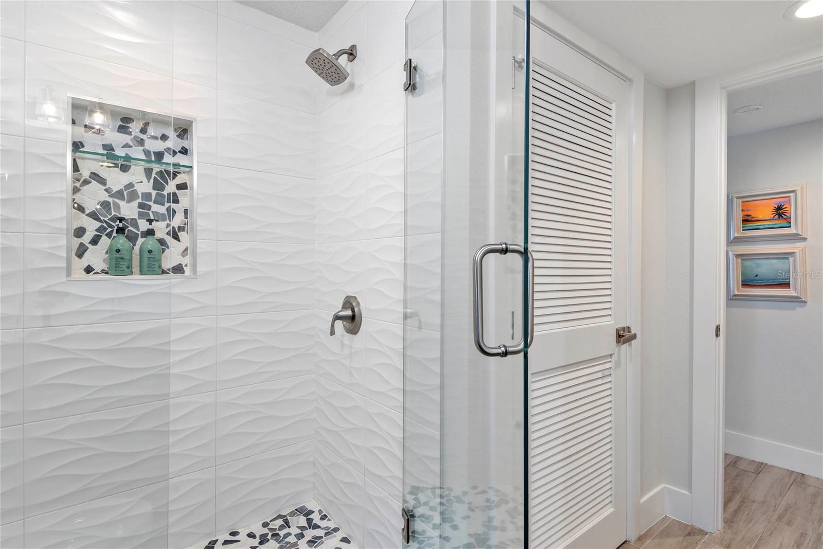 SOUTHEASTER CONDO - Residential