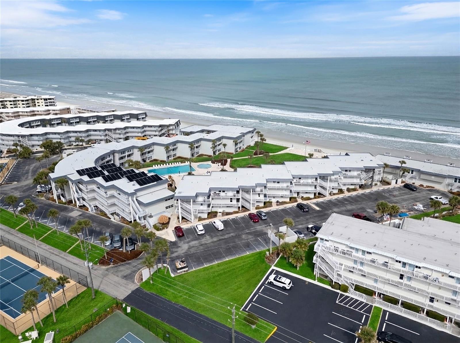 SOUTHEASTER CONDO - Residential