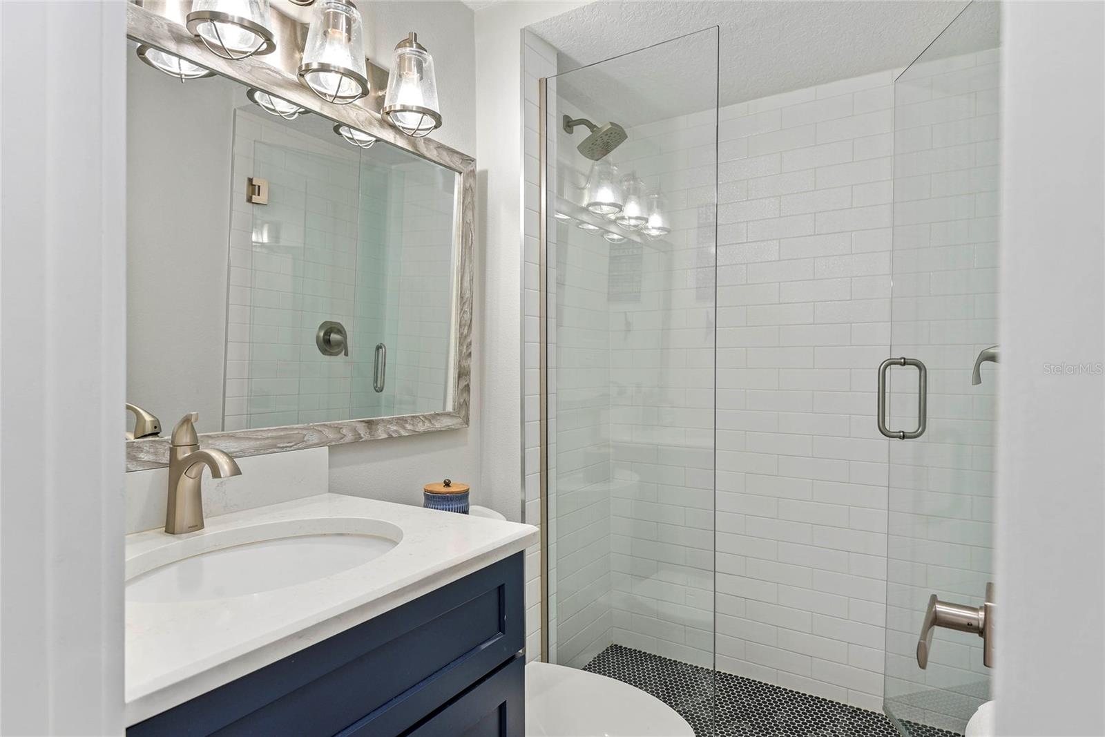 SOUTHEASTER CONDO - Residential