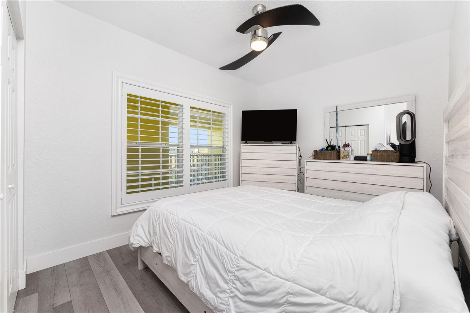 LAKE VIEW V/HERITAGE LAKE PARK - Residential