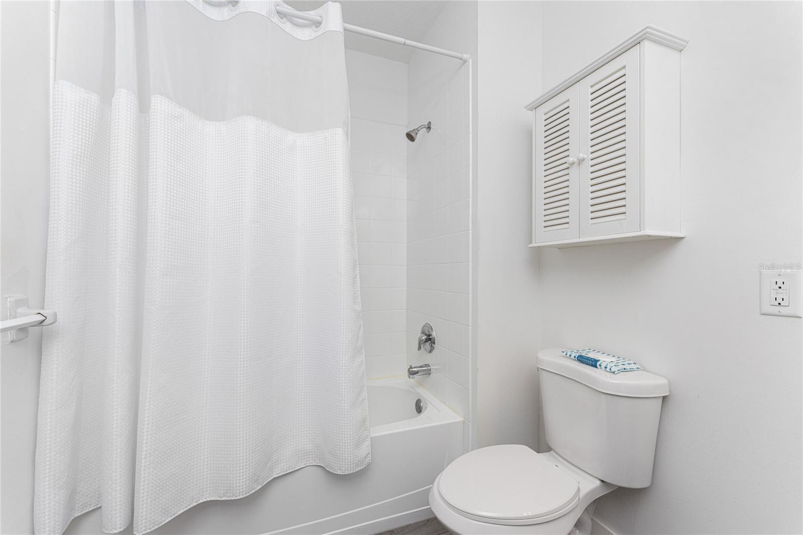 LAKE VIEW V/HERITAGE LAKE PARK - Residential