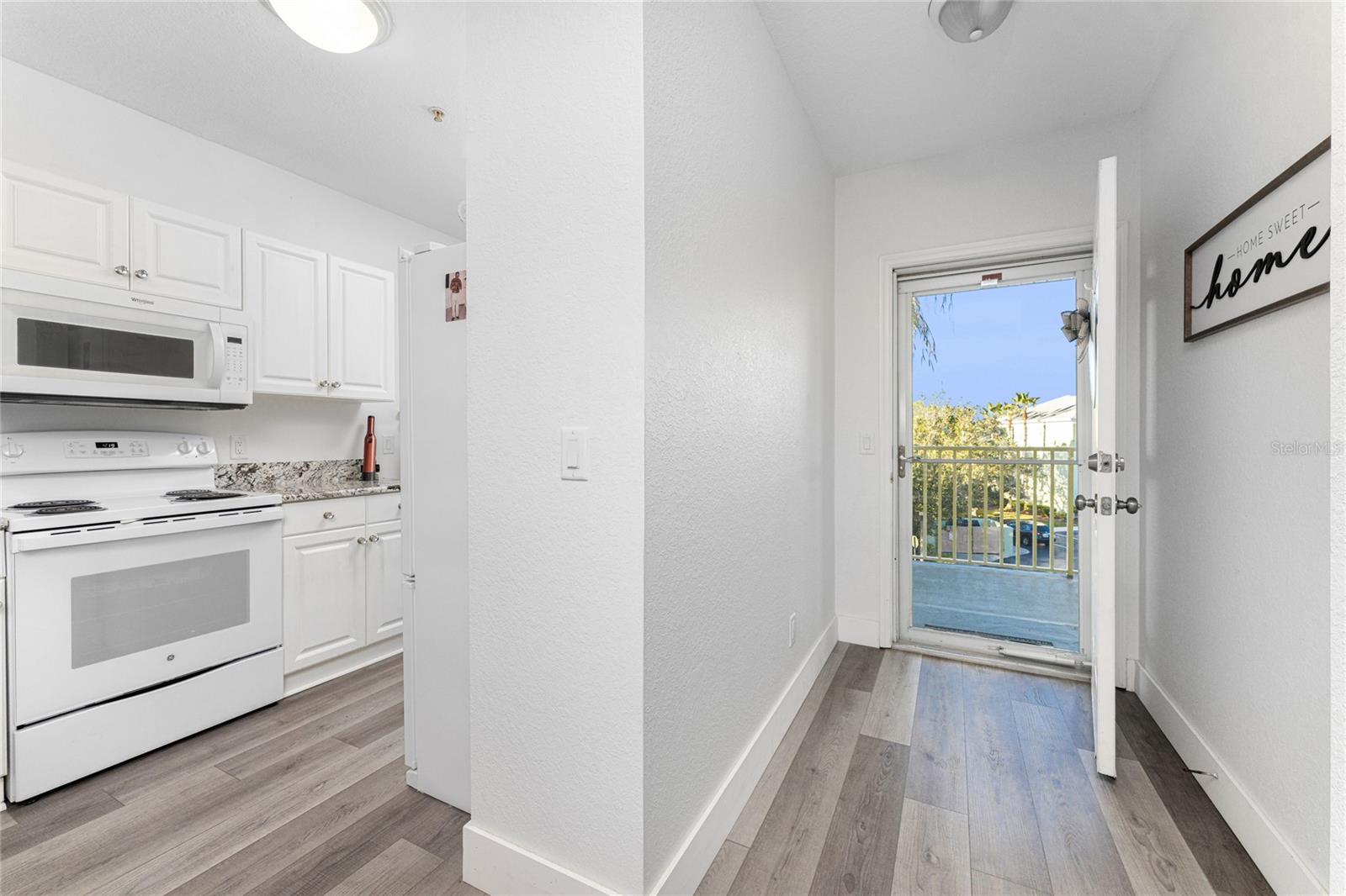 LAKE VIEW V/HERITAGE LAKE PARK - Residential