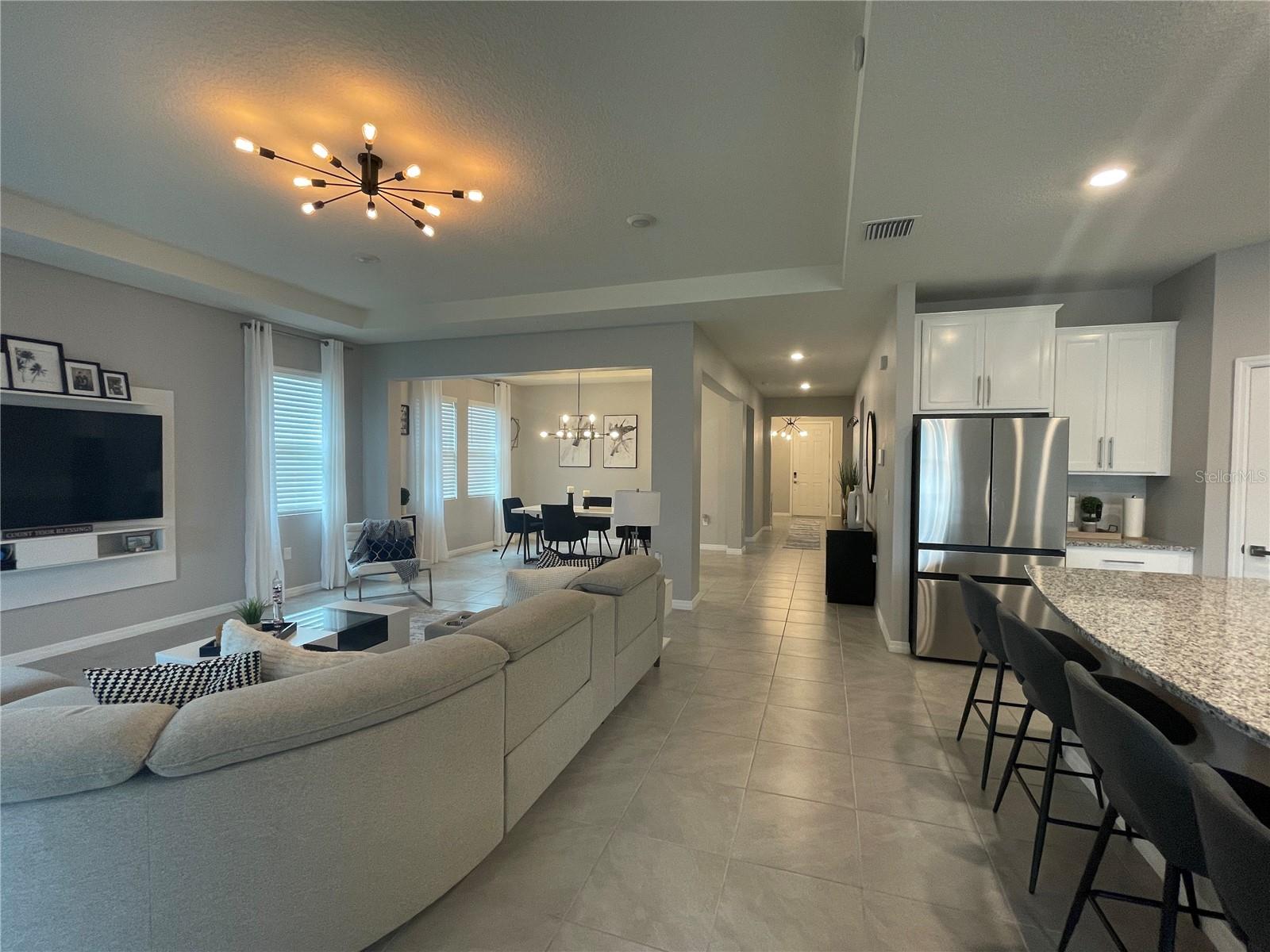 SUWANNEE LAKESIDE PH 2 & 3 - Residential Lease