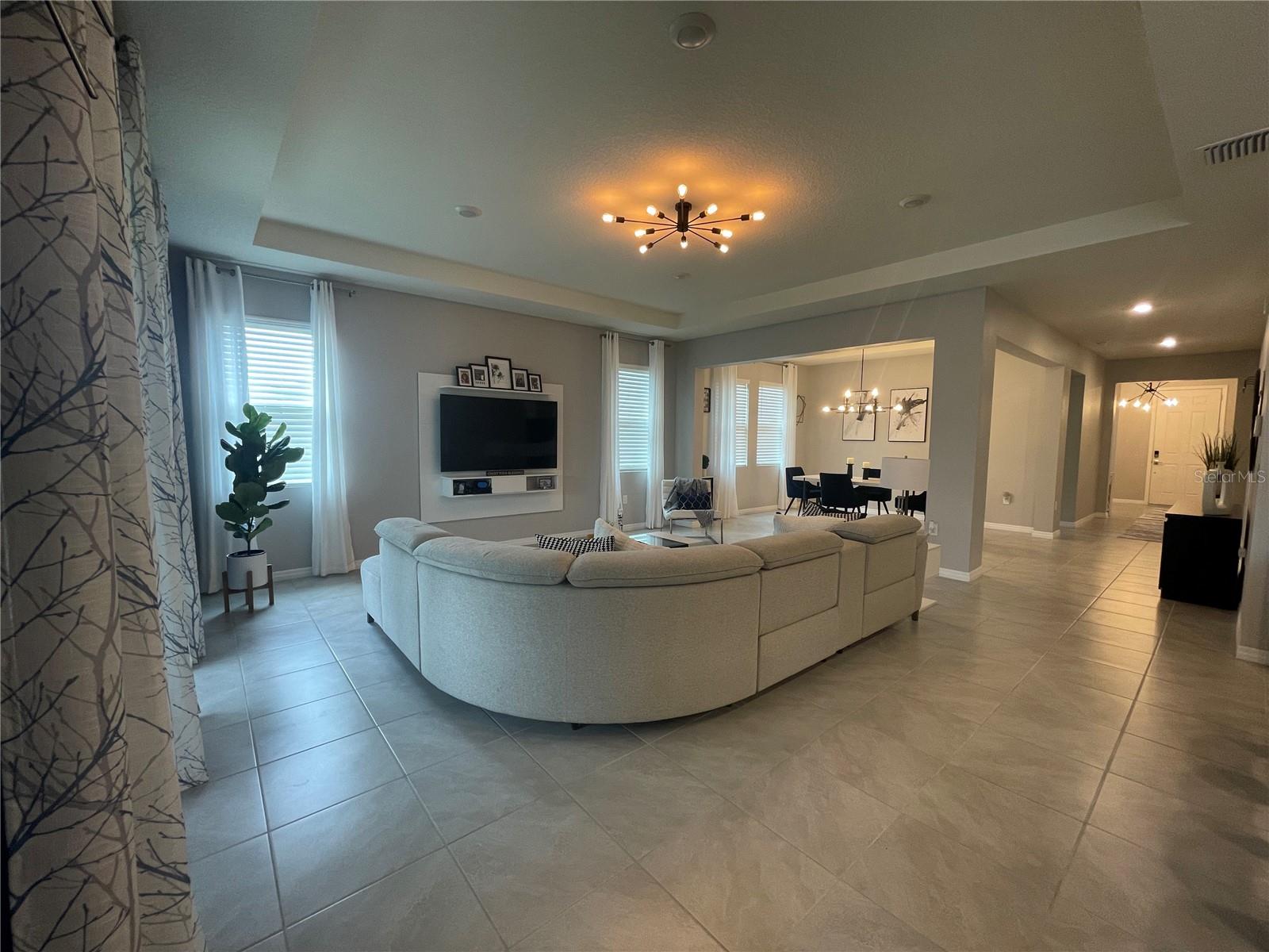 SUWANNEE LAKESIDE PH 2 & 3 - Residential Lease