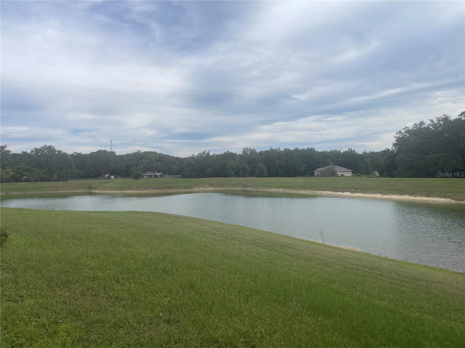 SUWANNEE LAKESIDE PH 2 & 3 - Residential Lease