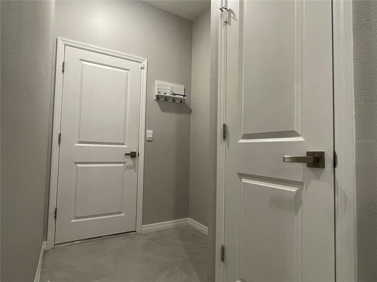 SUWANNEE LAKESIDE PH 2 & 3 - Residential Lease