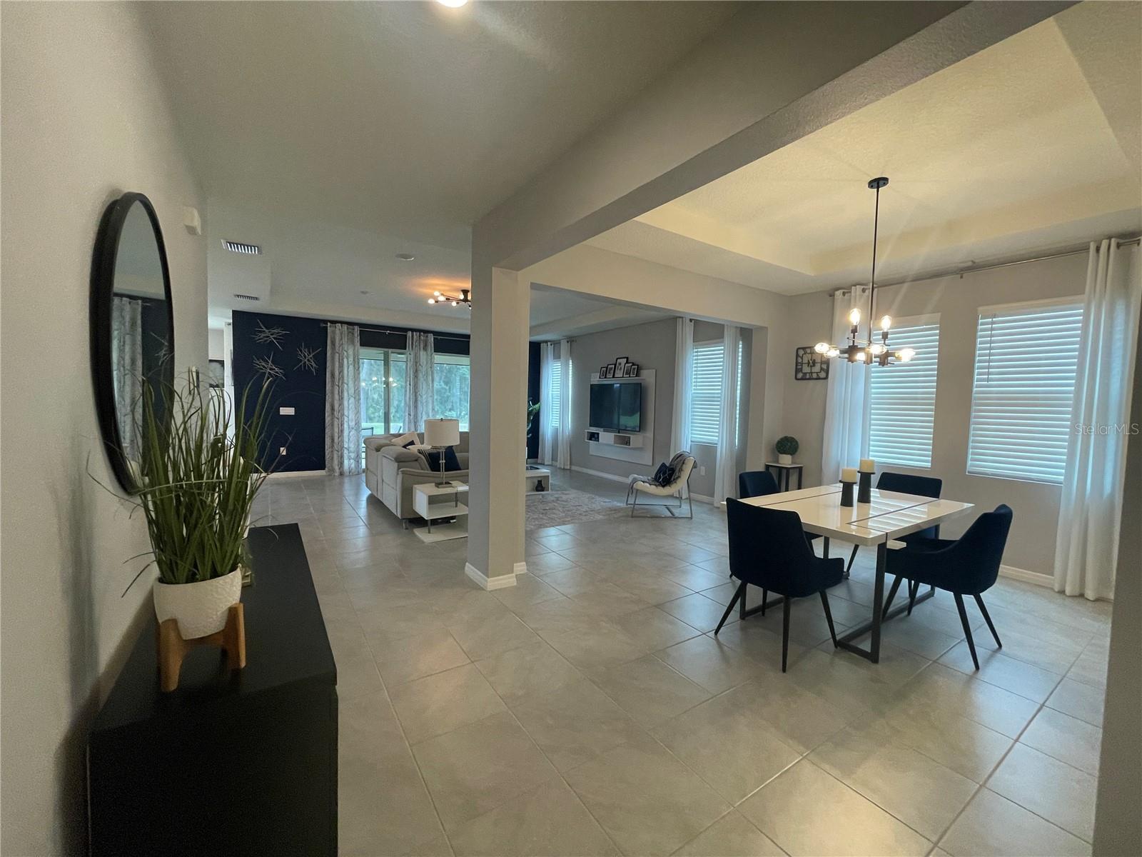 SUWANNEE LAKESIDE PH 2 & 3 - Residential Lease