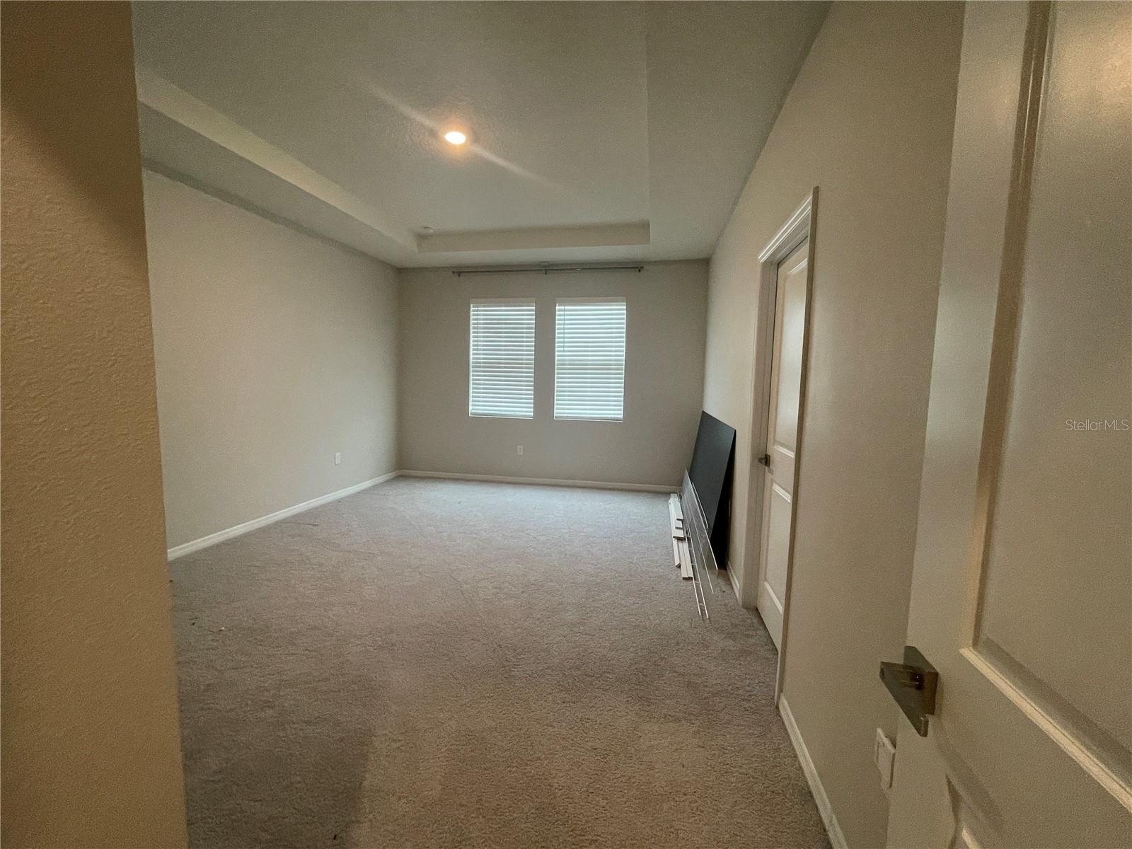 SUWANNEE LAKESIDE PH 2 & 3 - Residential Lease