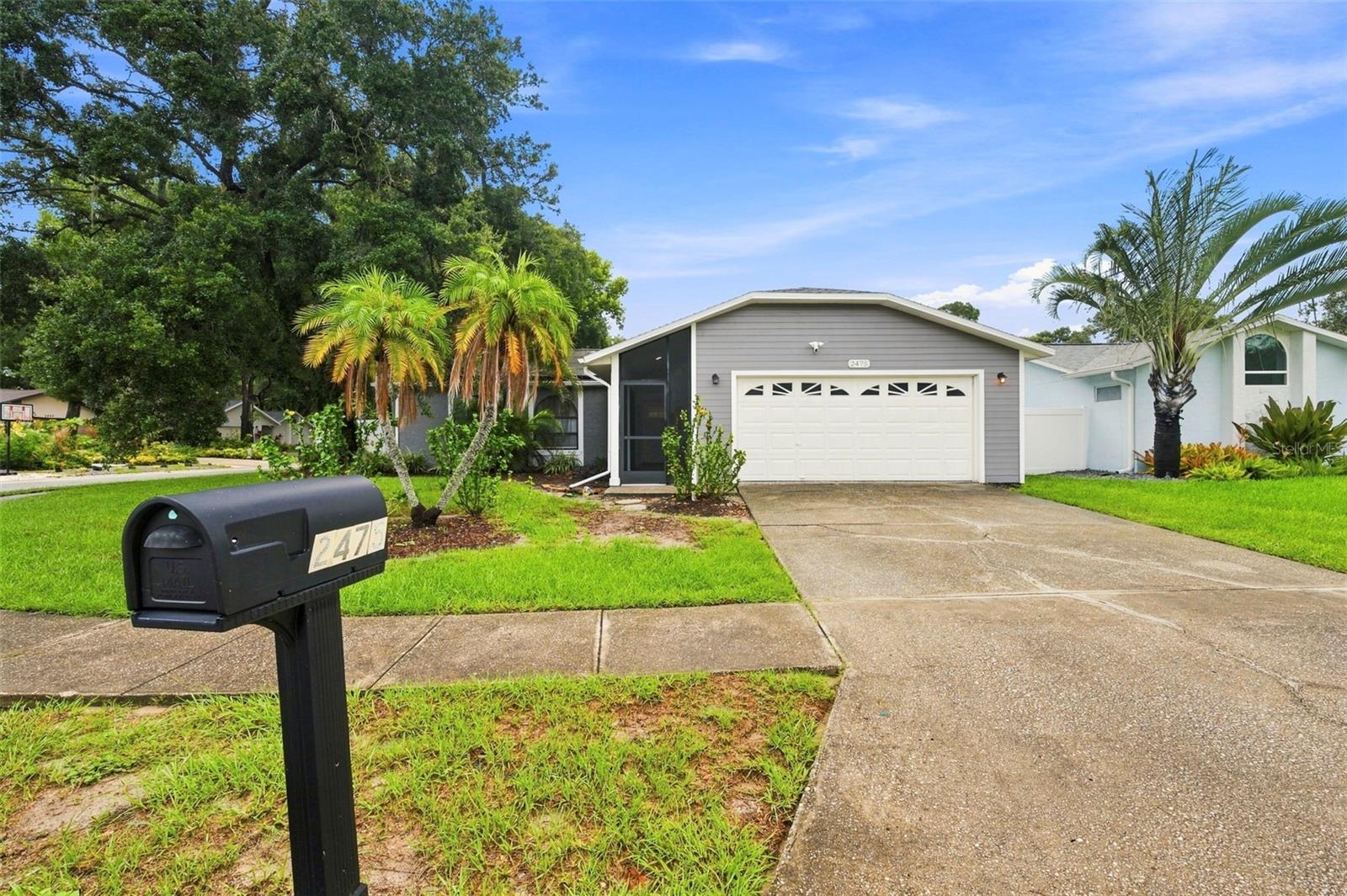 2475 GULFBREEZE CIRCLE