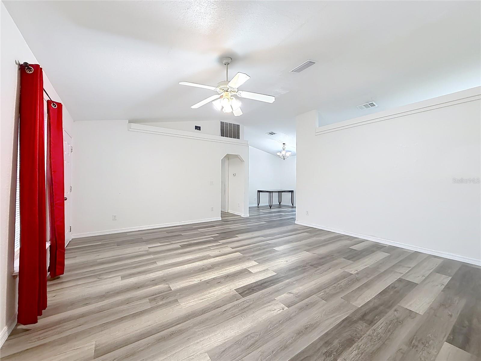 MARION OAKS UN 07 - Residential