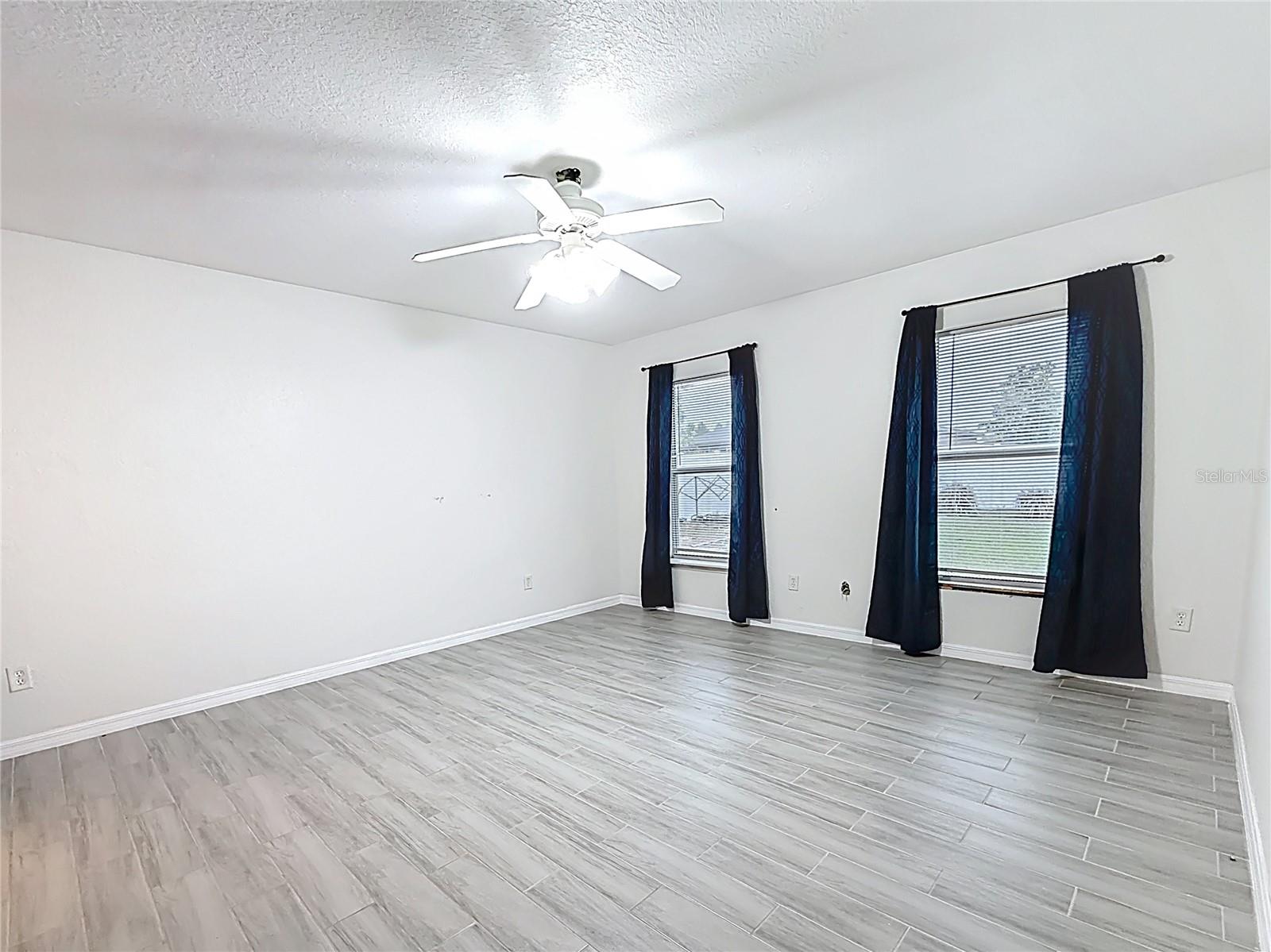 MARION OAKS UN 07 - Residential