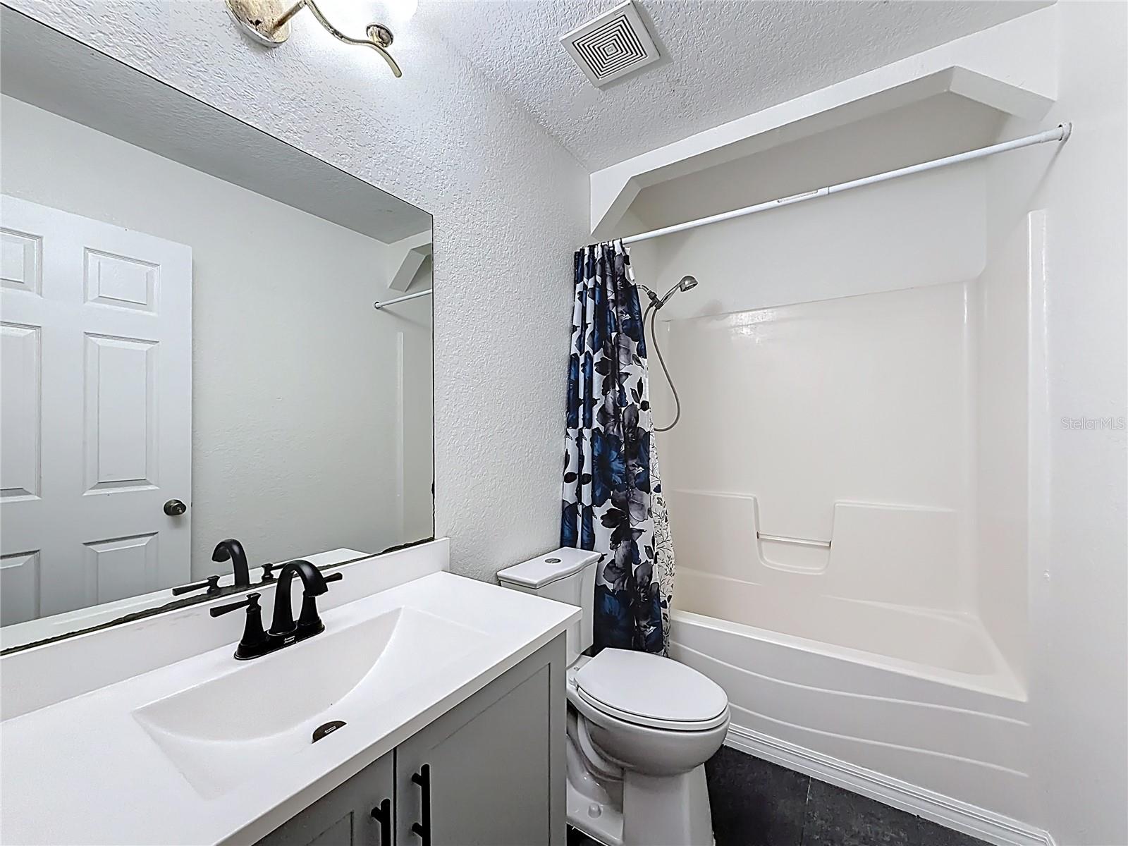 MARION OAKS UN 07 - Residential