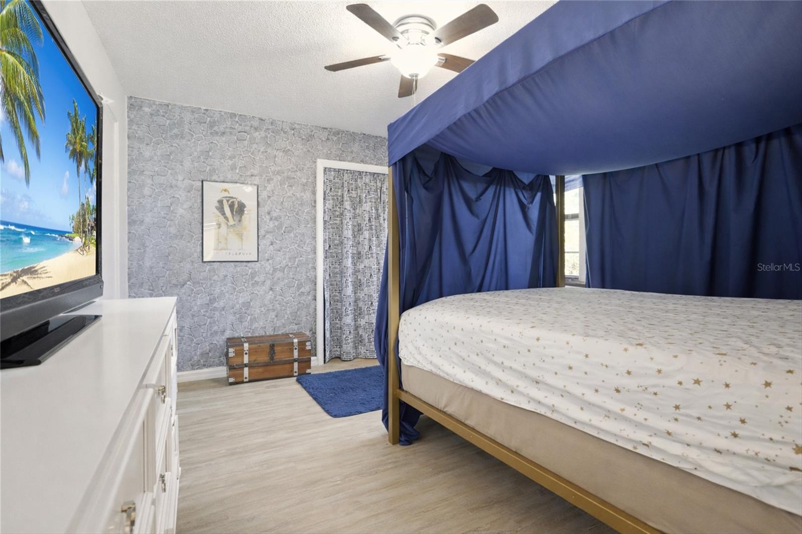 VENICE EAST 3RD ADD - Residential