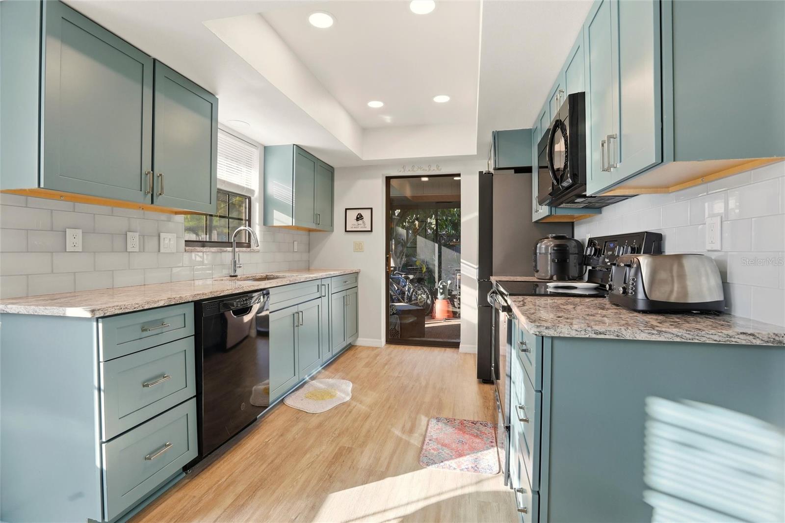 VENICE EAST 3RD ADD - Residential